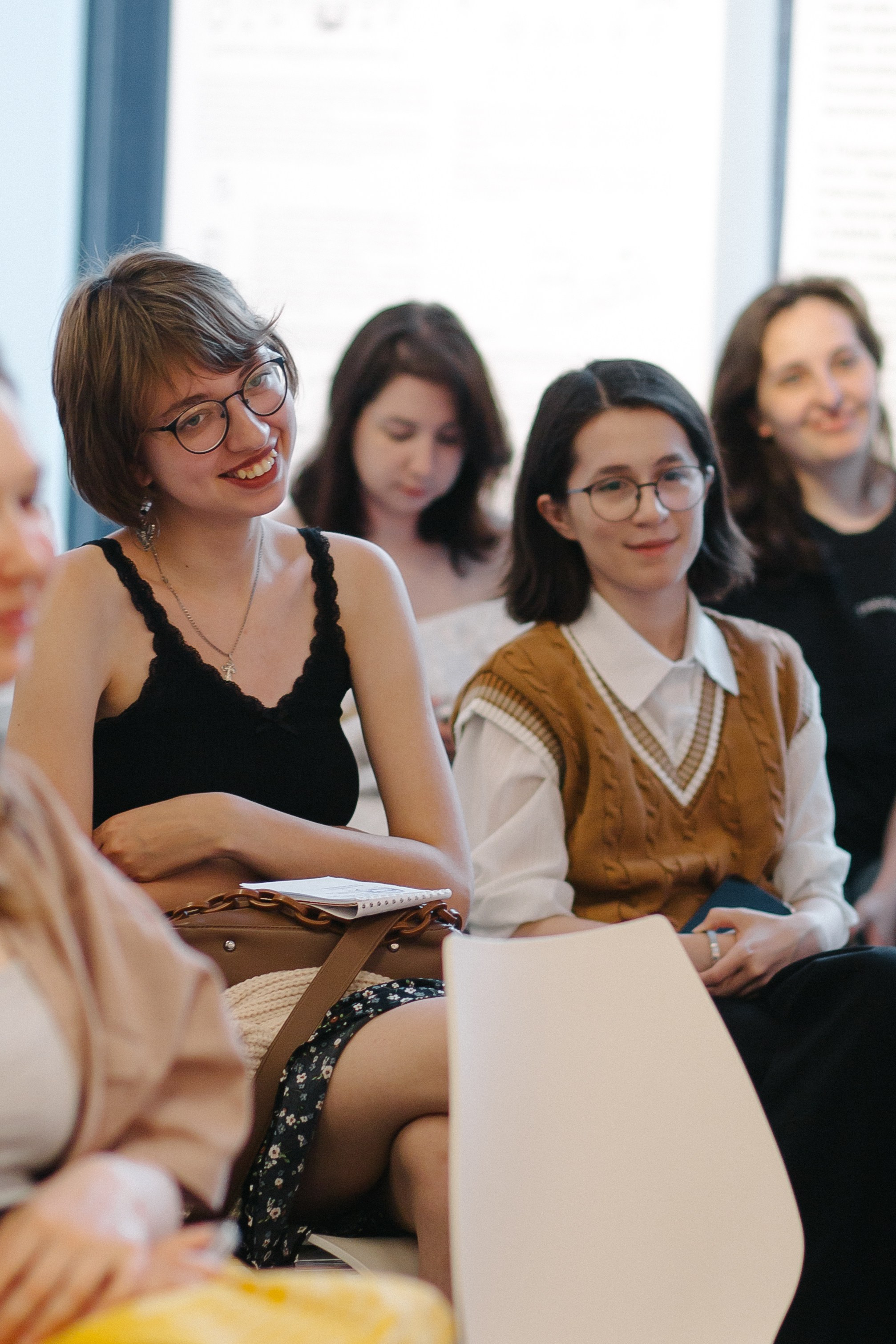 07.06.2024 Презентация книги «Балконы: почему они у нас такие?». Книжный клуб