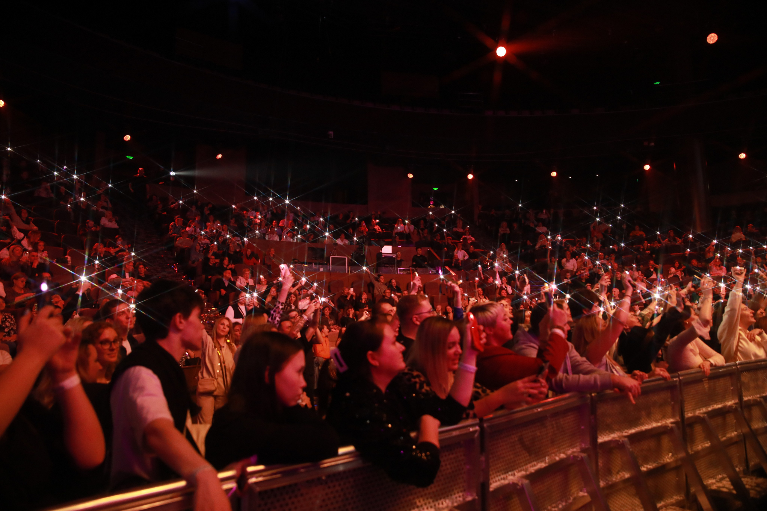 Тимур Родригез «Настроение Родригез» Vegas City Hall 30.11.24. Фотограф в Москве Яна Полосина