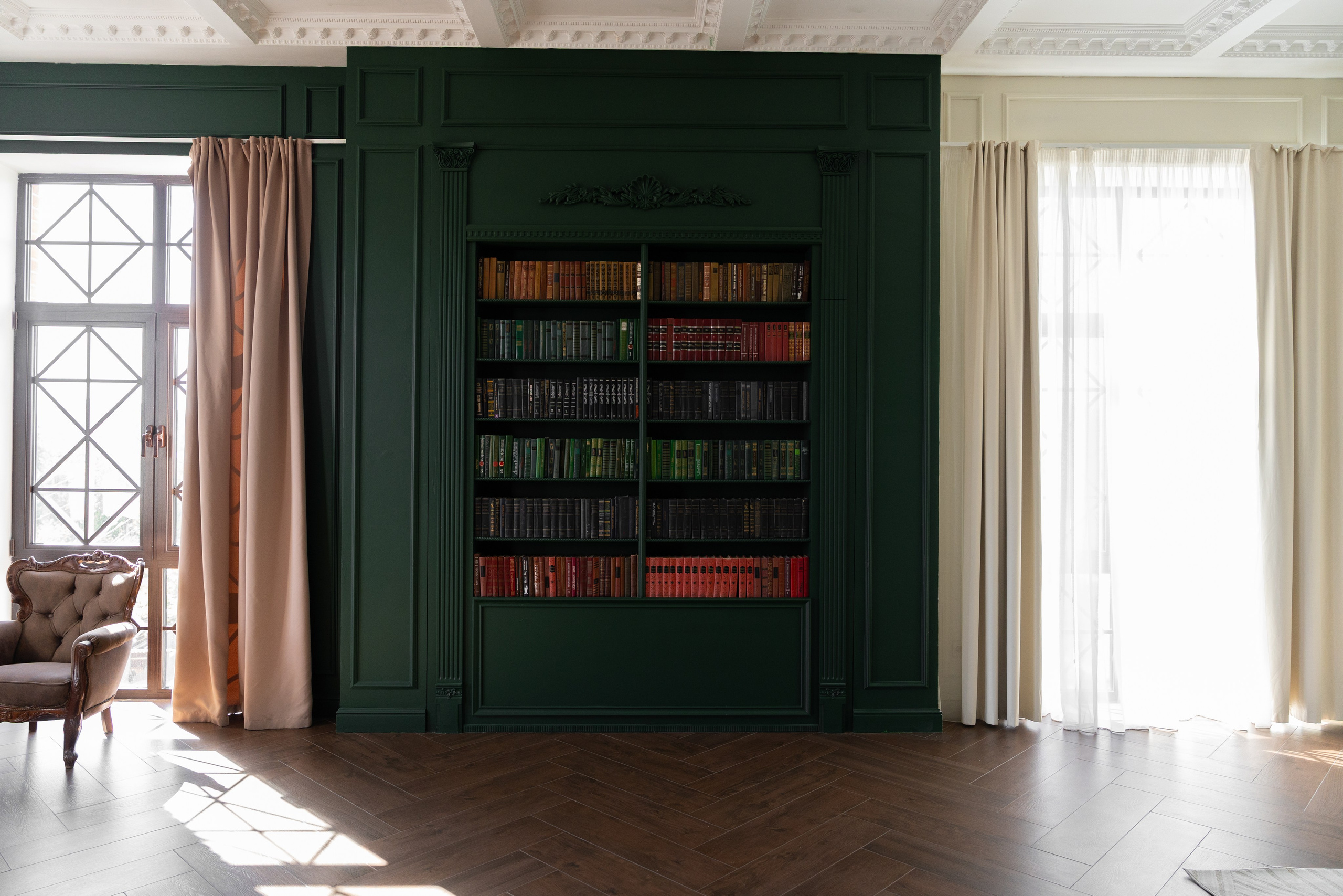 Фотостудия «Леона» зал Библиотека. Свадебный фотограф в Ростове Александра Груздева