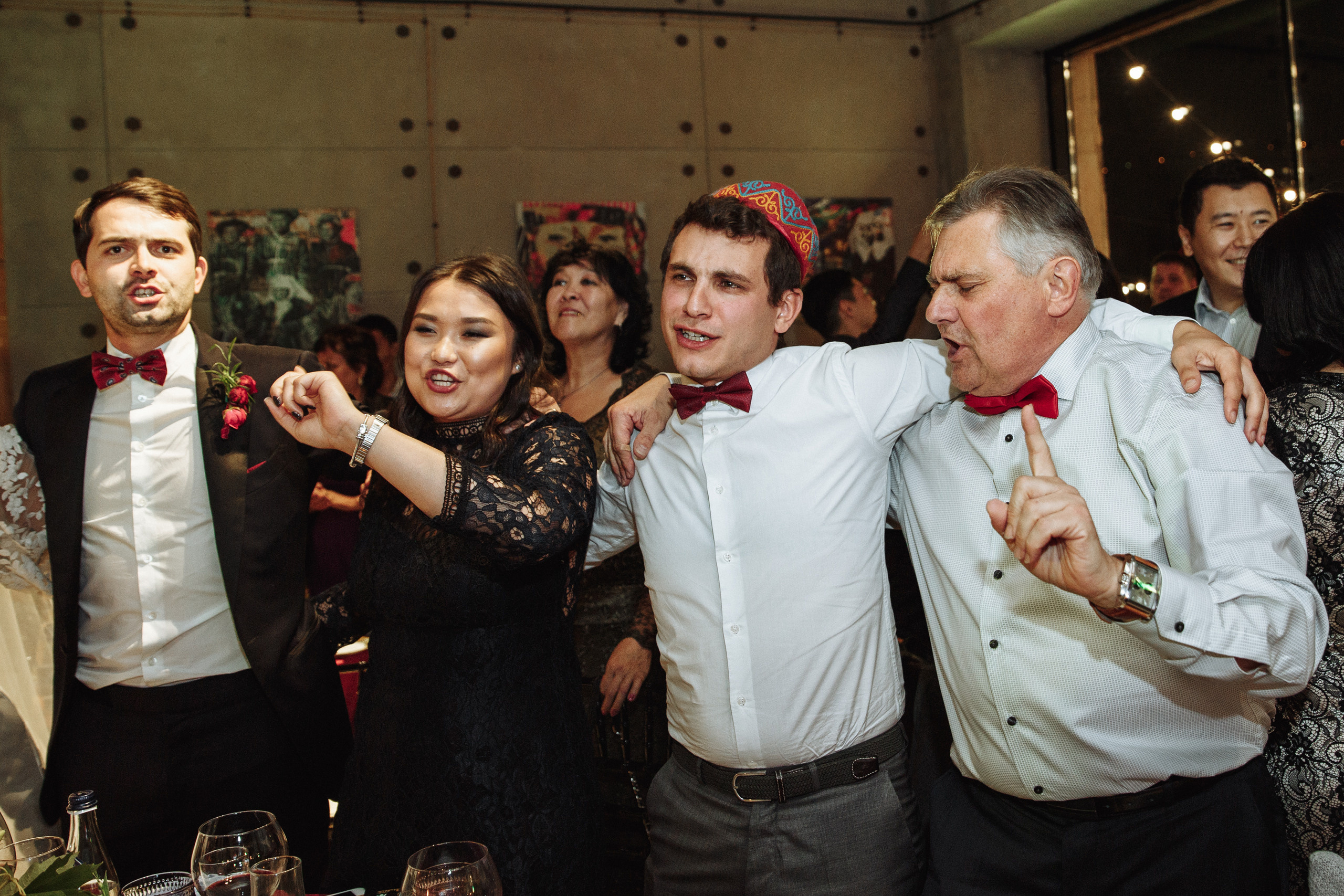 Айгерим и Бенджамин. Алматы. Qazaq Auyl. Свадебный фотограф в Алматы Николай Киреев