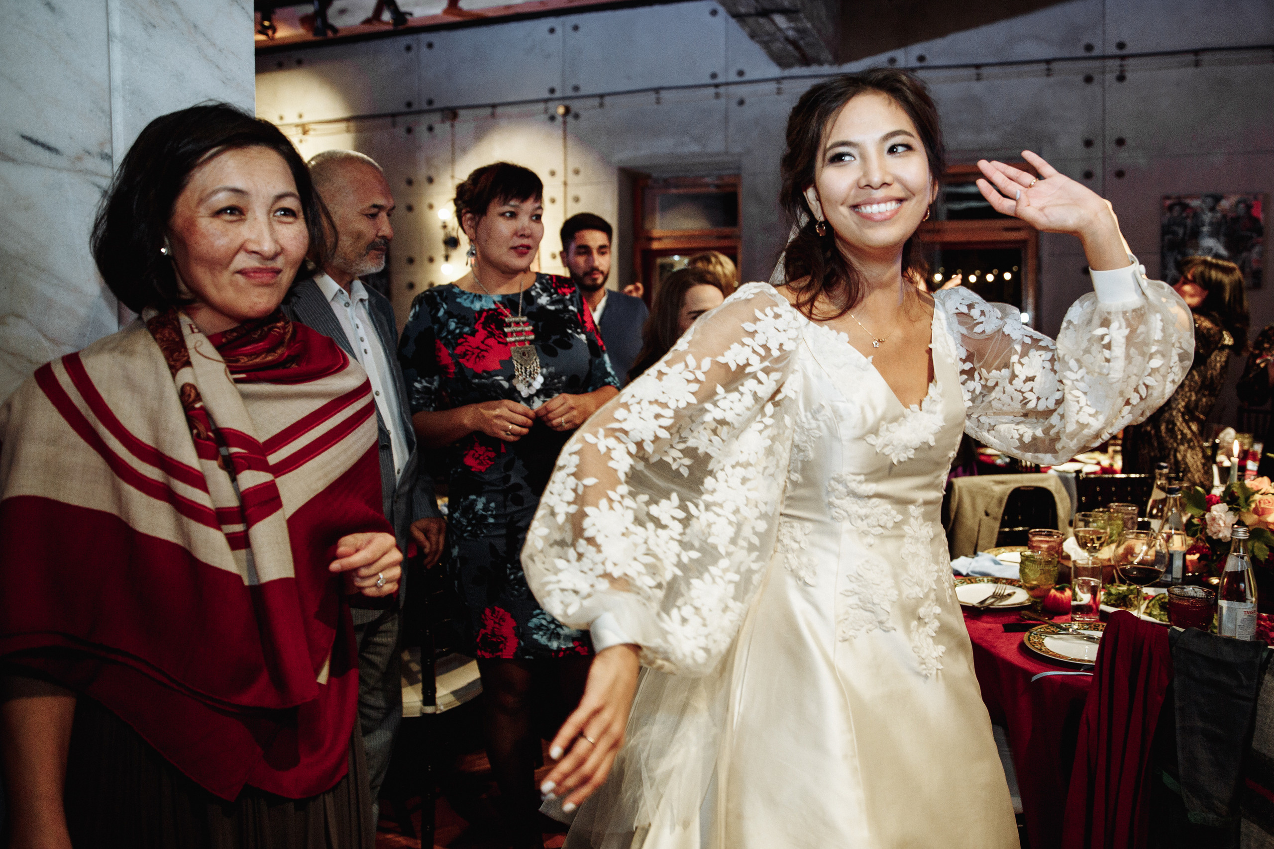 Айгерим и Бенджамин. Алматы. Qazaq Auyl. Свадебный фотограф в Алматы Николай Киреев