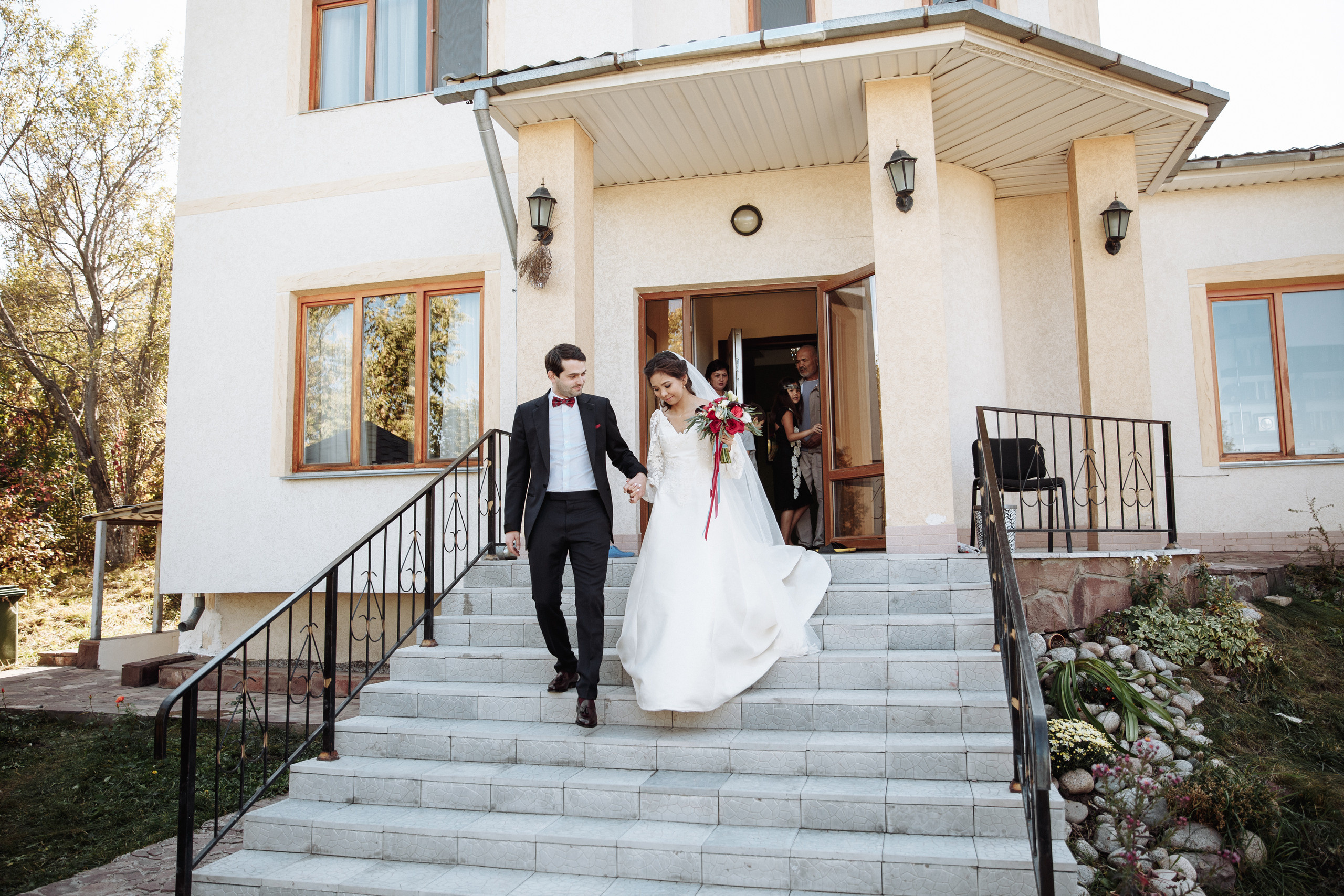 Айгерим и Бенджамин. Алматы. Qazaq Auyl. Свадебный фотограф в Алматы Николай Киреев