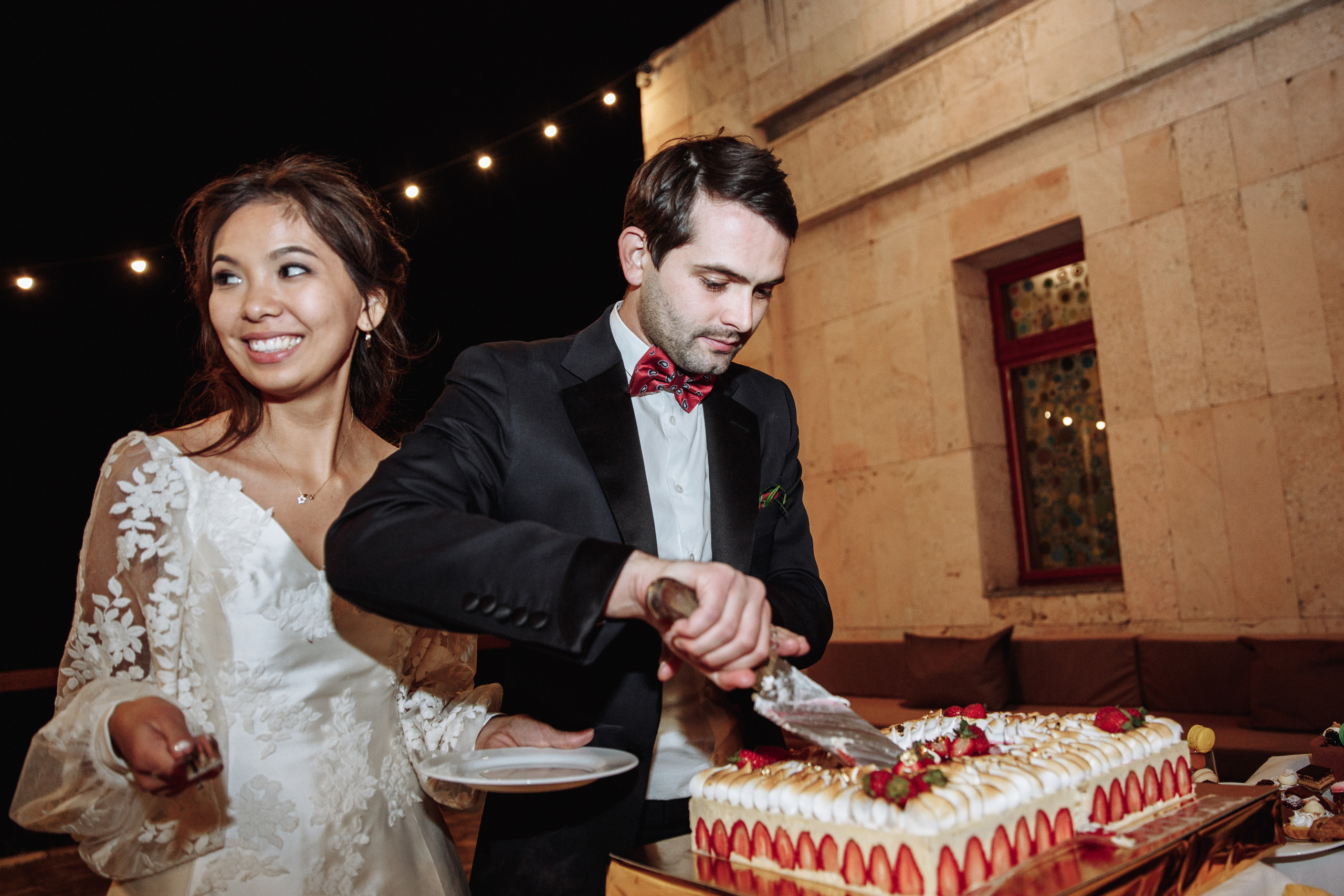 Айгерим и Бенджамин. Алматы. Qazaq Auyl. Свадебный фотограф в Алматы Николай Киреев
