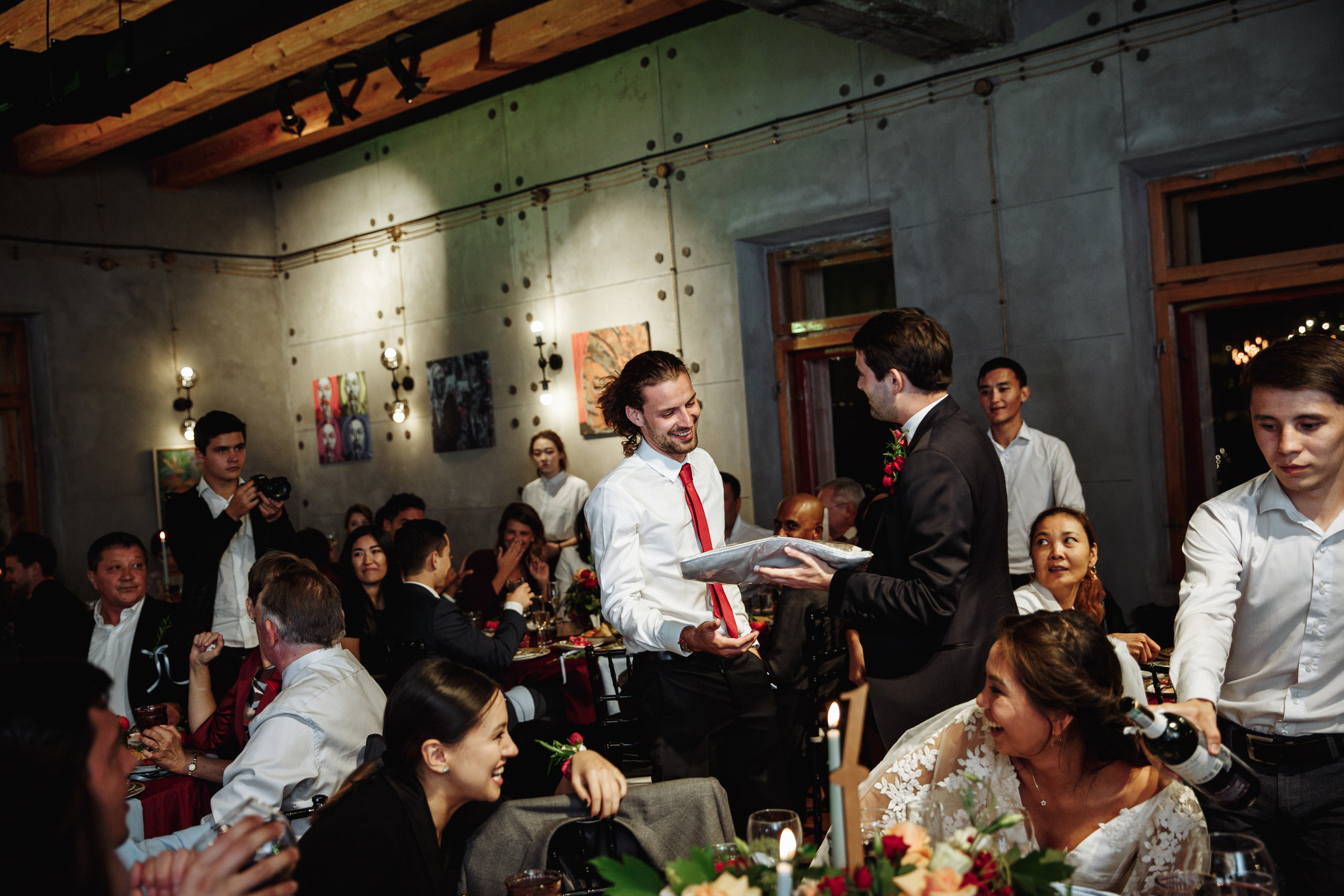 Айгерим и Бенджамин. Алматы. Qazaq Auyl. Свадебный фотограф в Алматы Николай Киреев