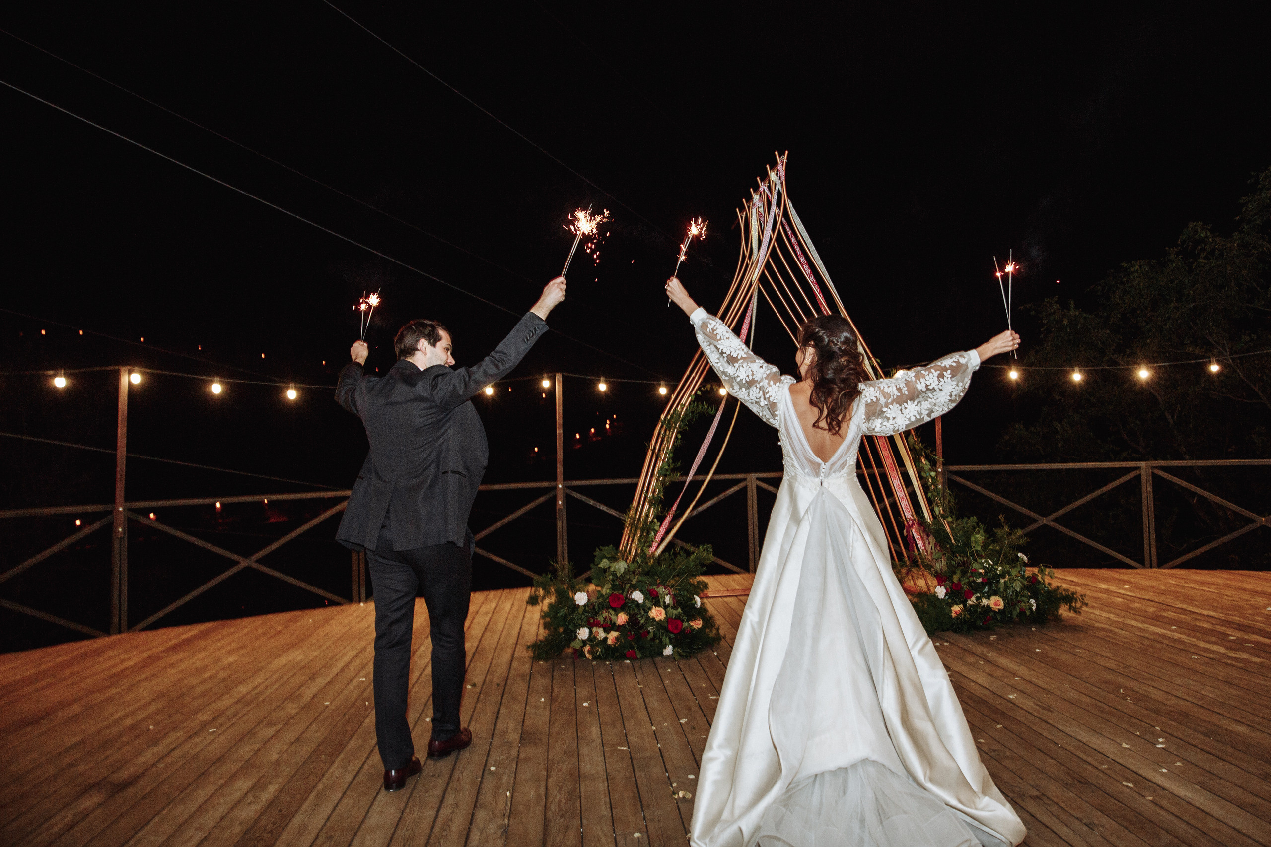 Айгерим и Бенджамин. Алматы. Qazaq Auyl. Свадебный фотограф в Алматы Николай Киреев