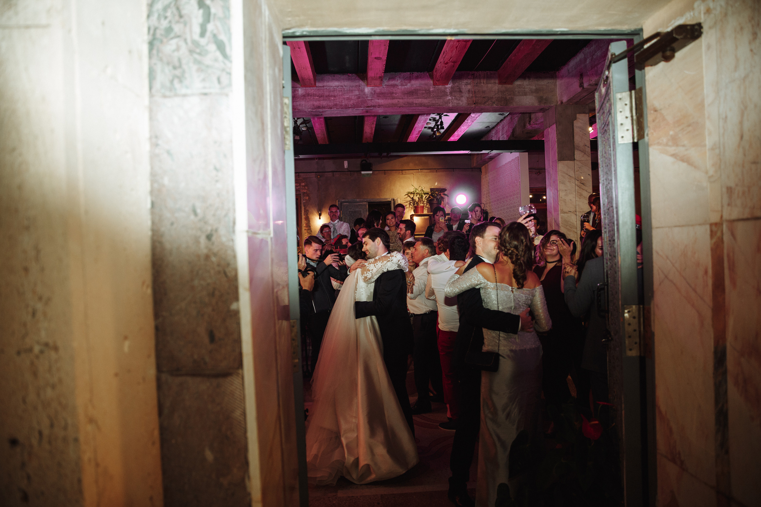 Айгерим и Бенджамин. Алматы. Qazaq Auyl. Свадебный фотограф в Алматы Николай Киреев