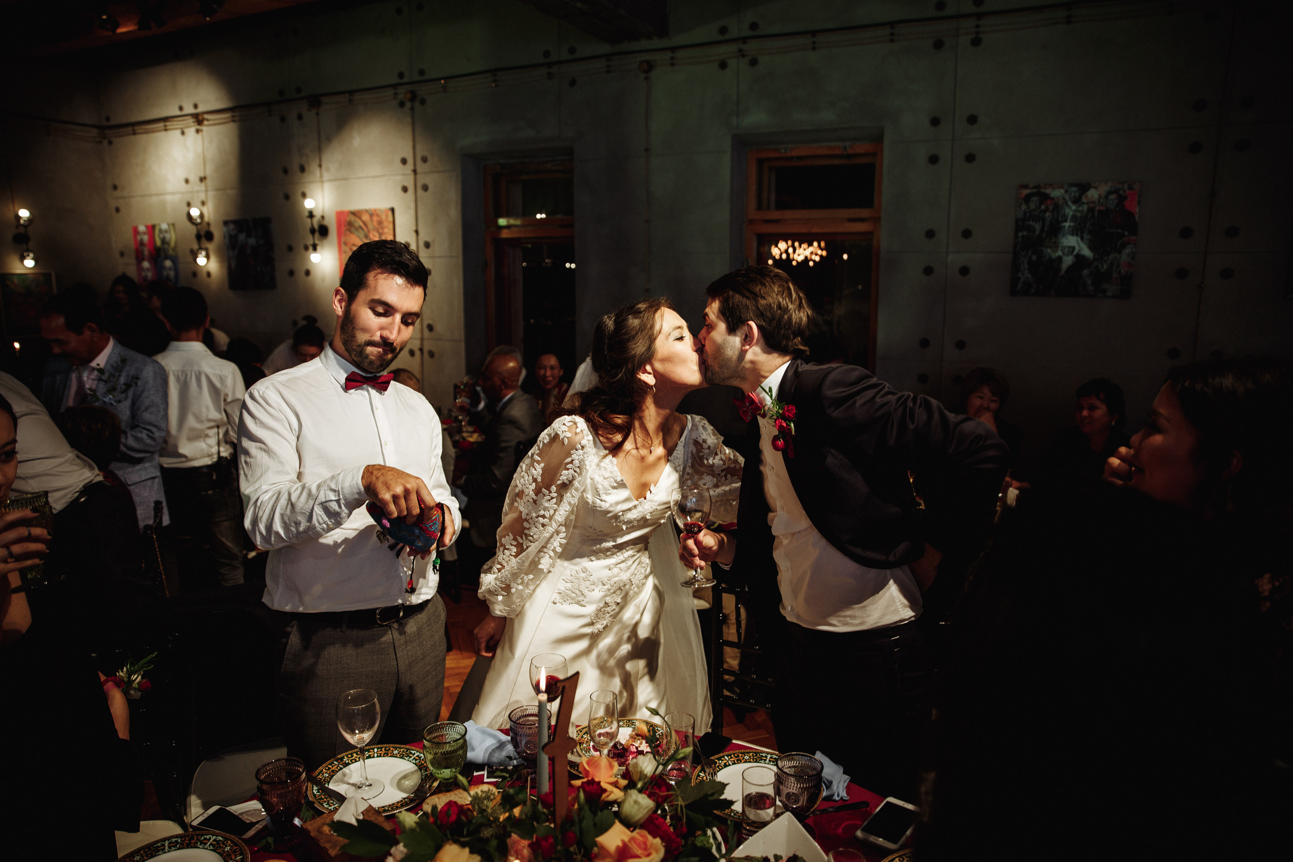 Айгерим и Бенджамин. Алматы. Qazaq Auyl. Свадебный фотограф в Алматы Николай Киреев