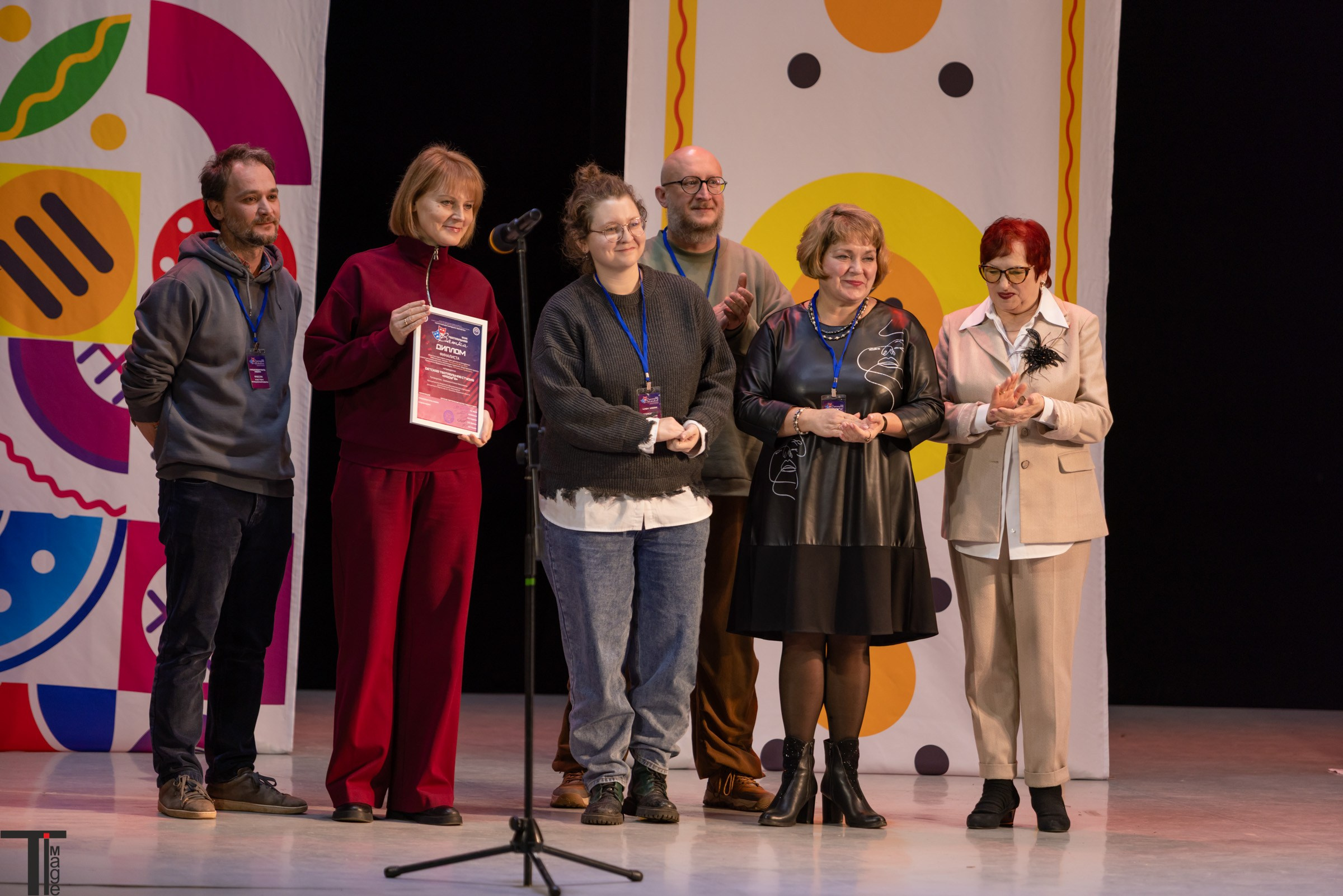 Театральная Вятка 2025. Имидж Технологии — репортажная фотография в Кирове Кировской области. Производство сувенирных магнитов, заливных этикеток и значков