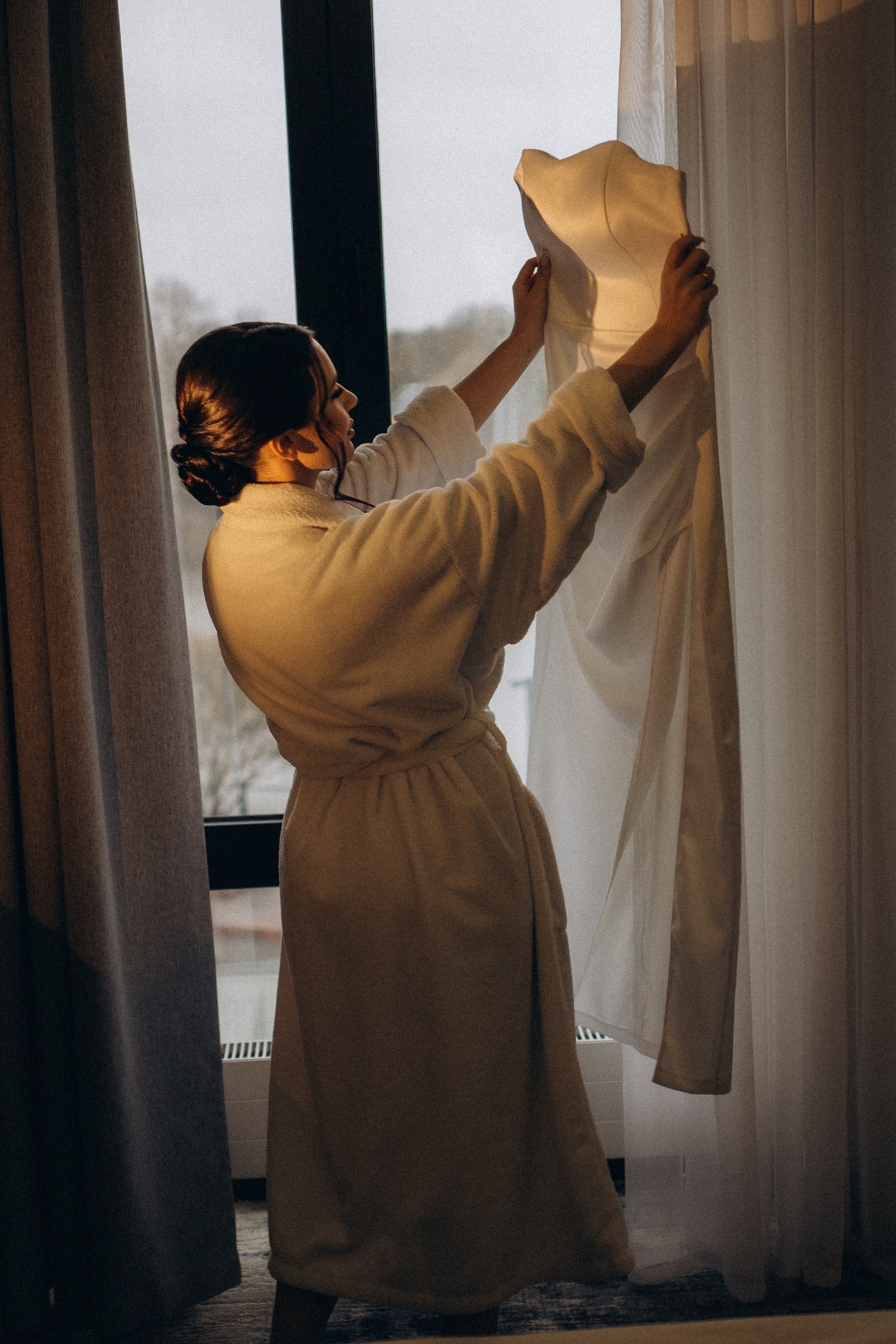 СВАДЕБНАЯ СЬЕМКА СБОРОВ ЖЕНИХА И НЕВЕСТЫ В ОТЕЛЕ И ТАКЖЕ ФОТОСЕССИИЯ В ОТЕЛЕЕ МЕГАПОЛИС БРЯНСК. Профессиональный фотограф, Санкт-Петербург — Виктория Богомолова