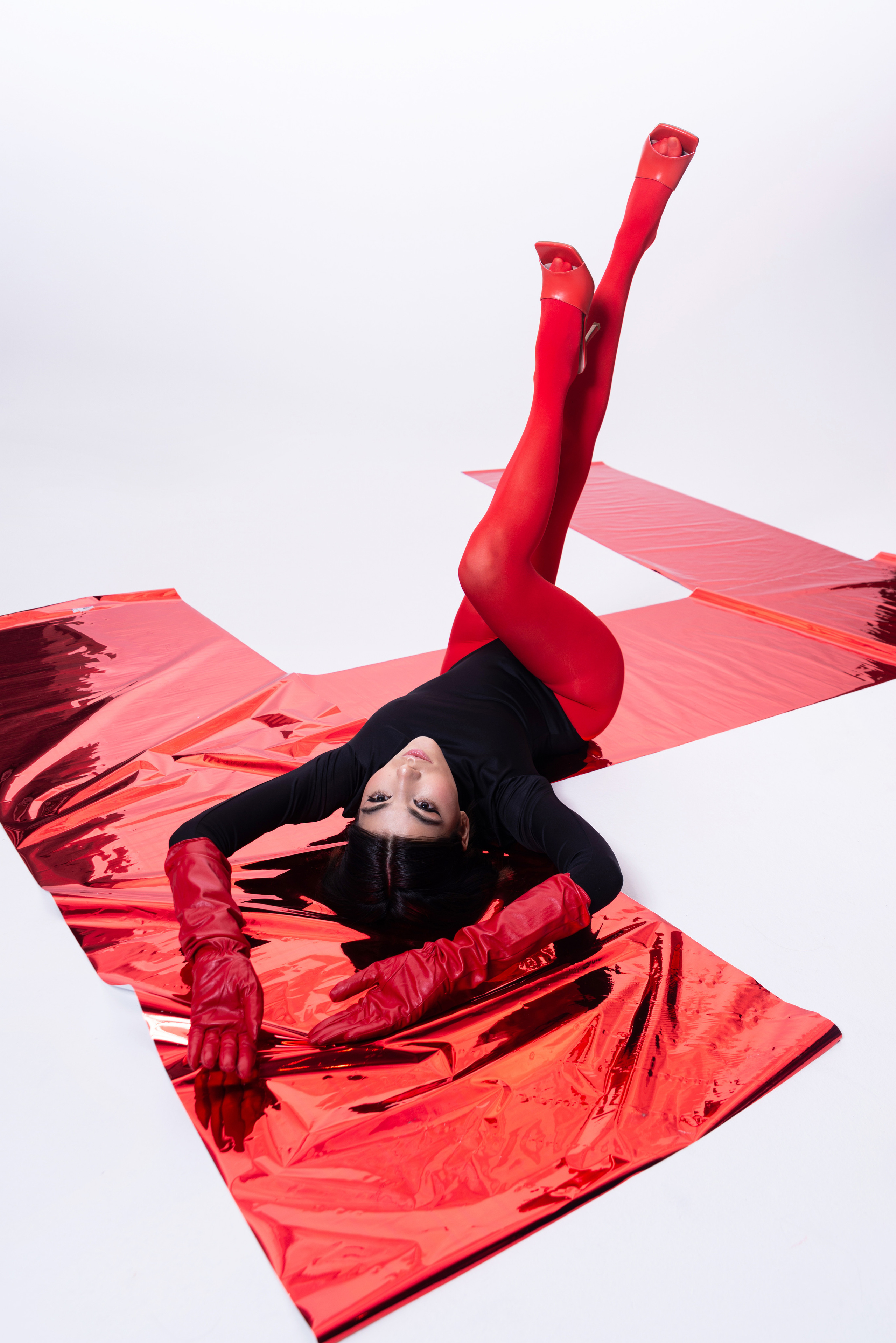 Red black white. Фотограф Любовь Белявцева