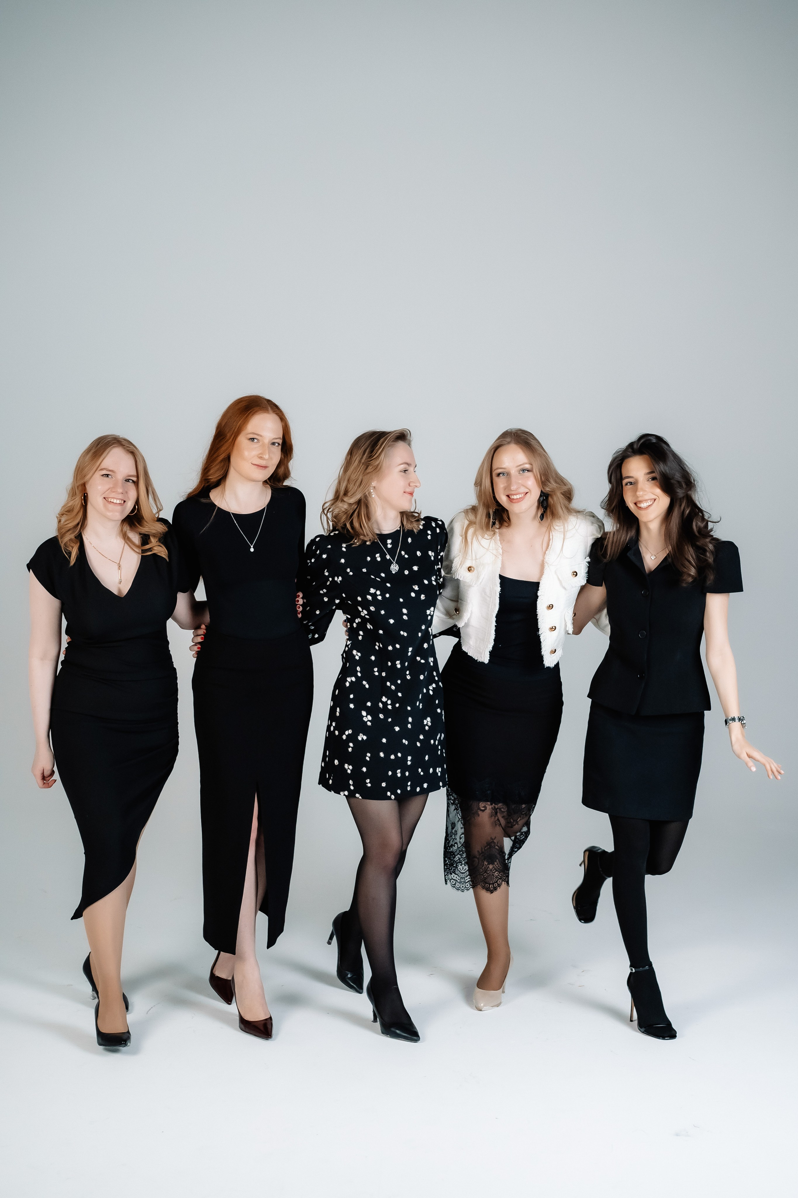 Выпускные альбомы. Свадебный и семейный фотограф в Ростове-на-Дону и Керчи Алина Захарцова