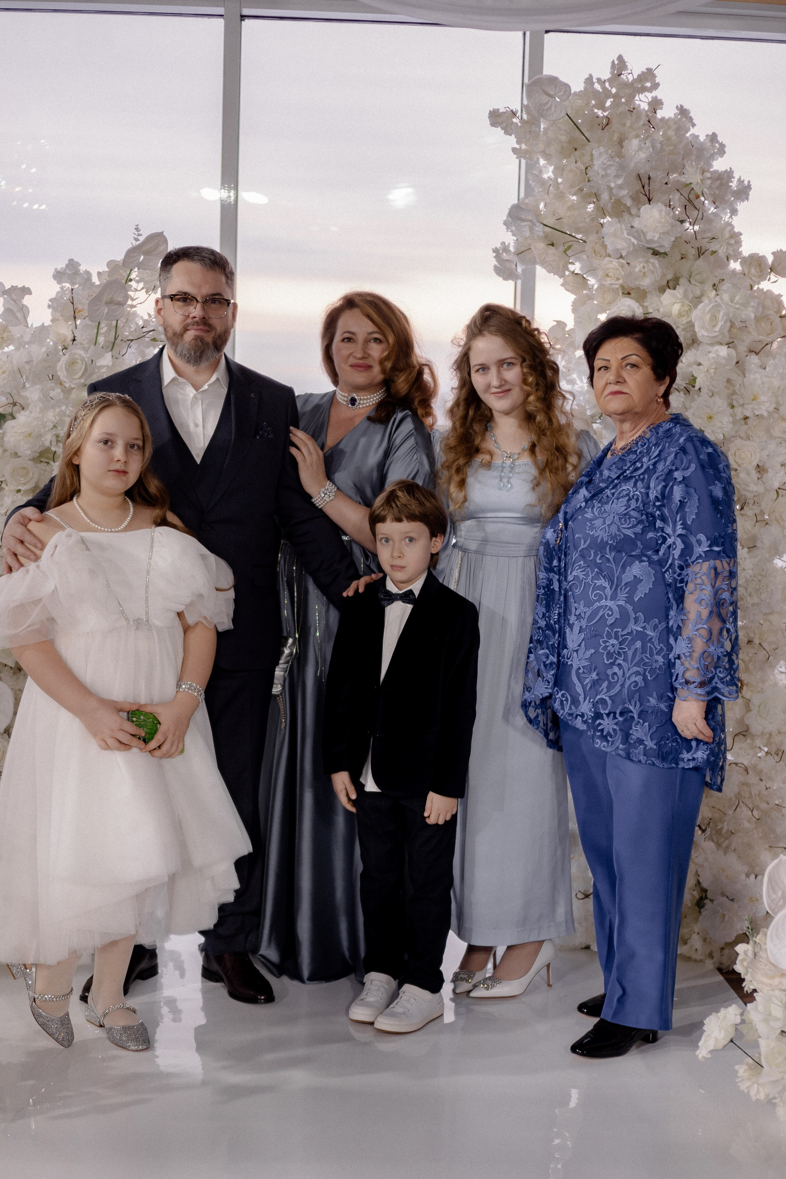 СВАДЕБНАЯ СЬЕМКА СБОРОВ В ОТЕЛЕ И ВЫЕЗД НА ЦЕРЕМОНИЮ (СНЯТО В СИБИРЕ В НИЖНЕВАРТОВСКЕ). Профессиональный фотограф, Санкт-Петербург — Виктория Богомолова