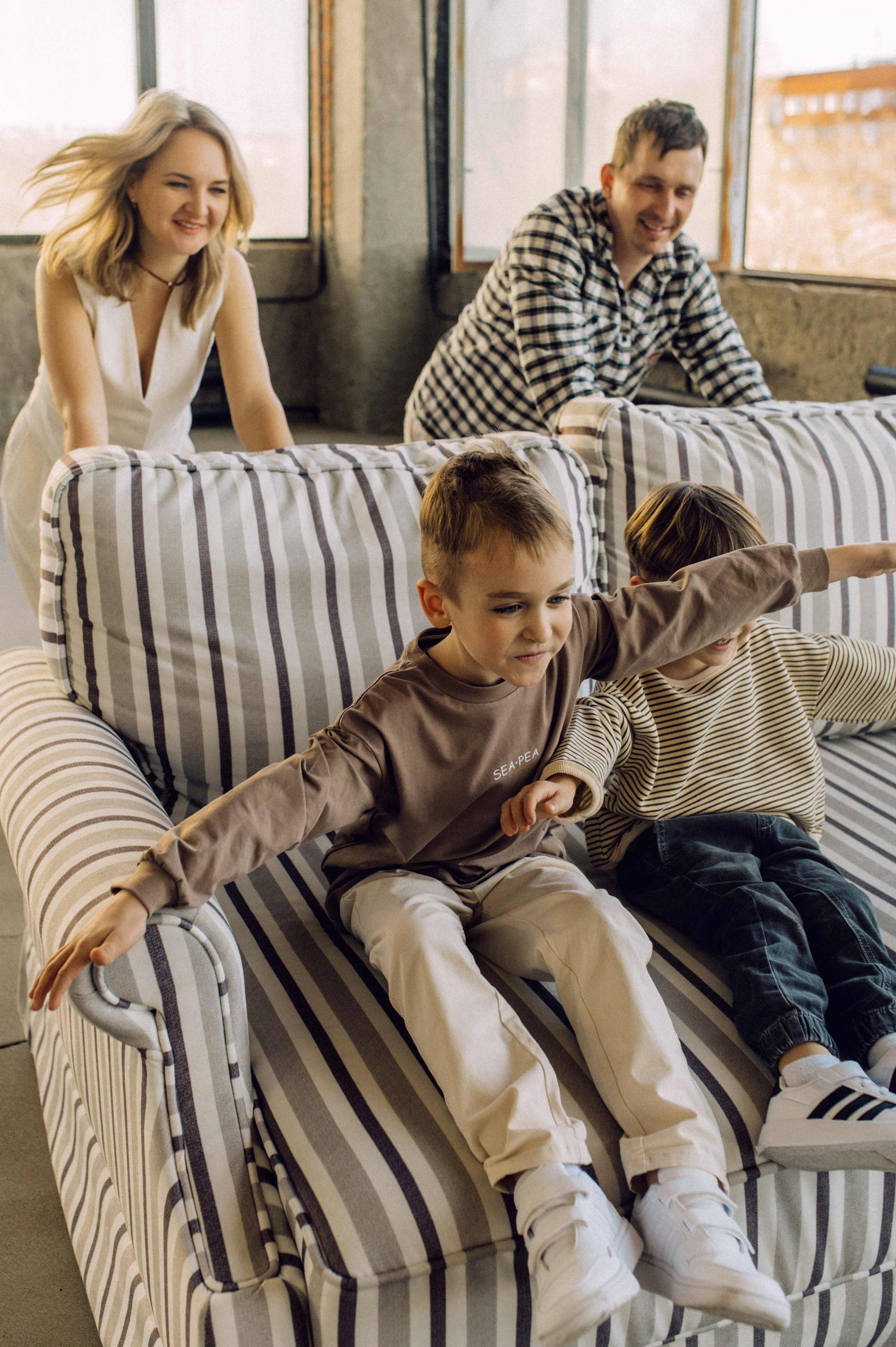 Ира, Дима, Демид и Мирон. Фотограф Мария Стрелкова