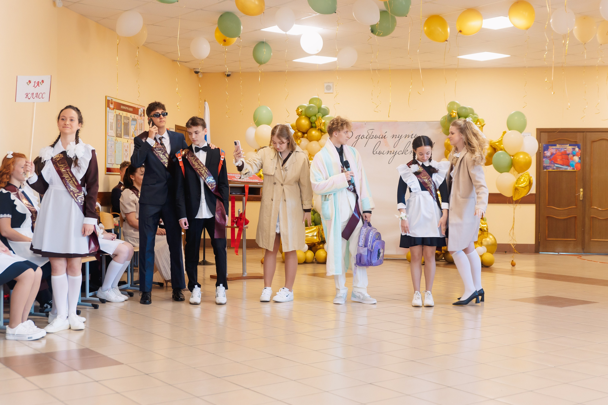 Последний звонок. Фотограф в Кронштадте и Санкт-Петербурге Анастасия Коваленко