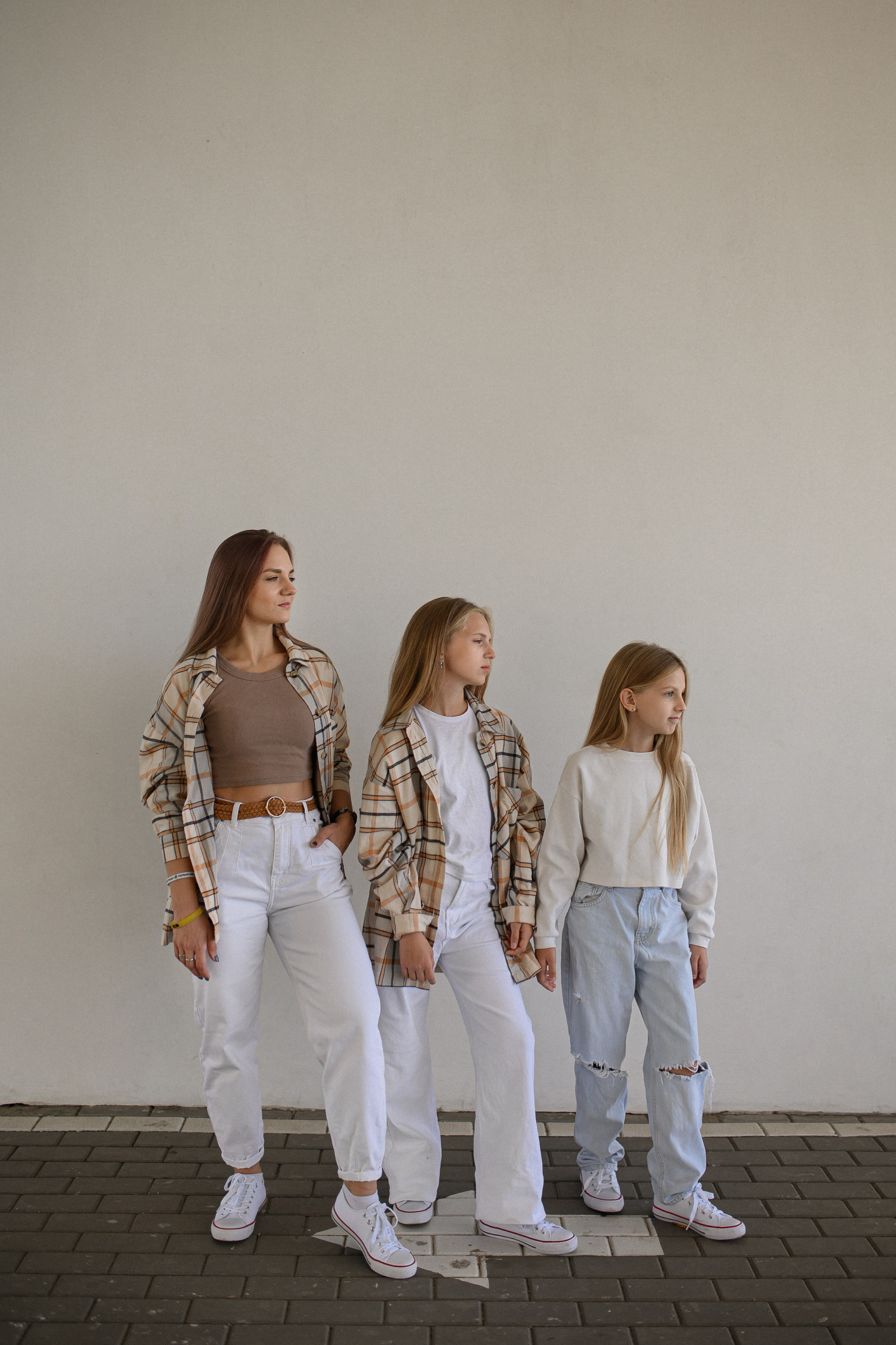 Марина и девочки. Www.ostermiller.ru