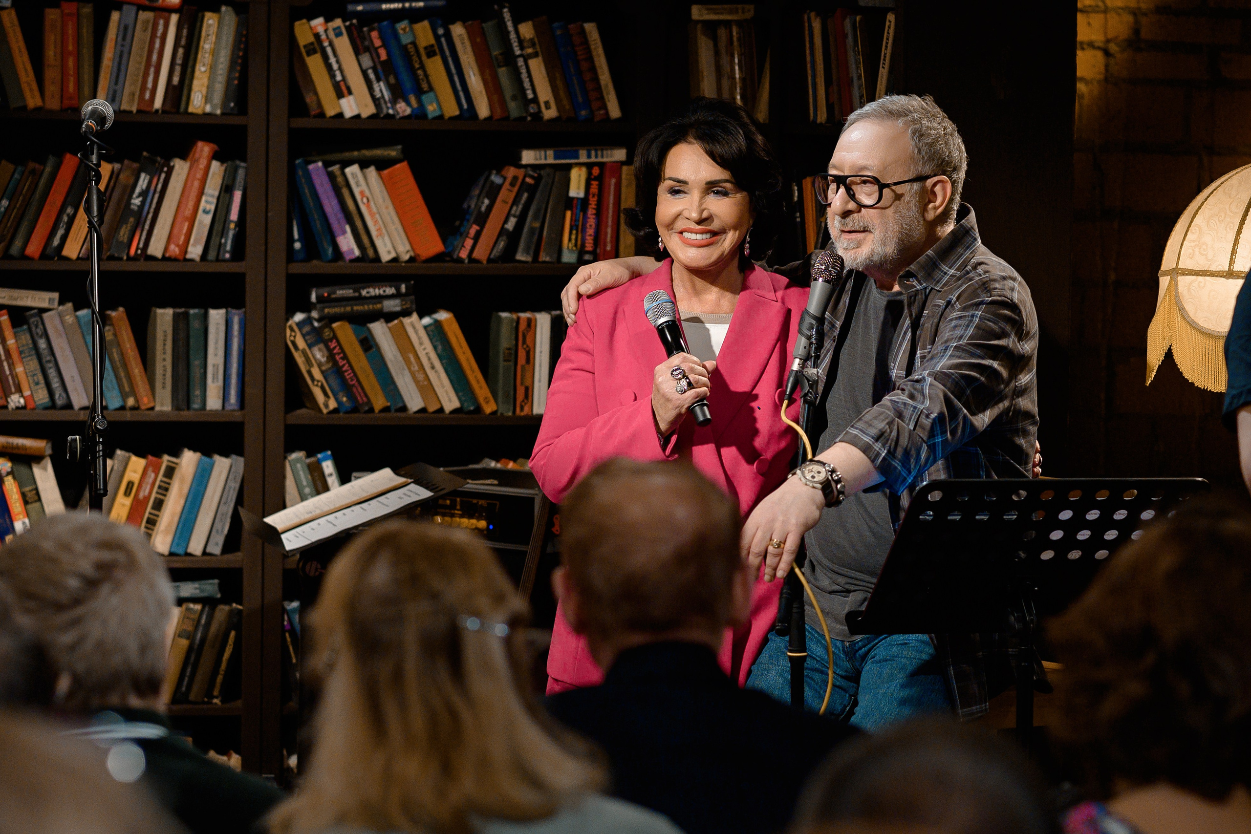 КВАРТИРНИК У МАРГУЛИСА. РЕПОРТАЖНЫЙ И БИЗНЕС ФОТОГРАФ В МОСКВЕ, ЕГОР НИКОЛАЕВ