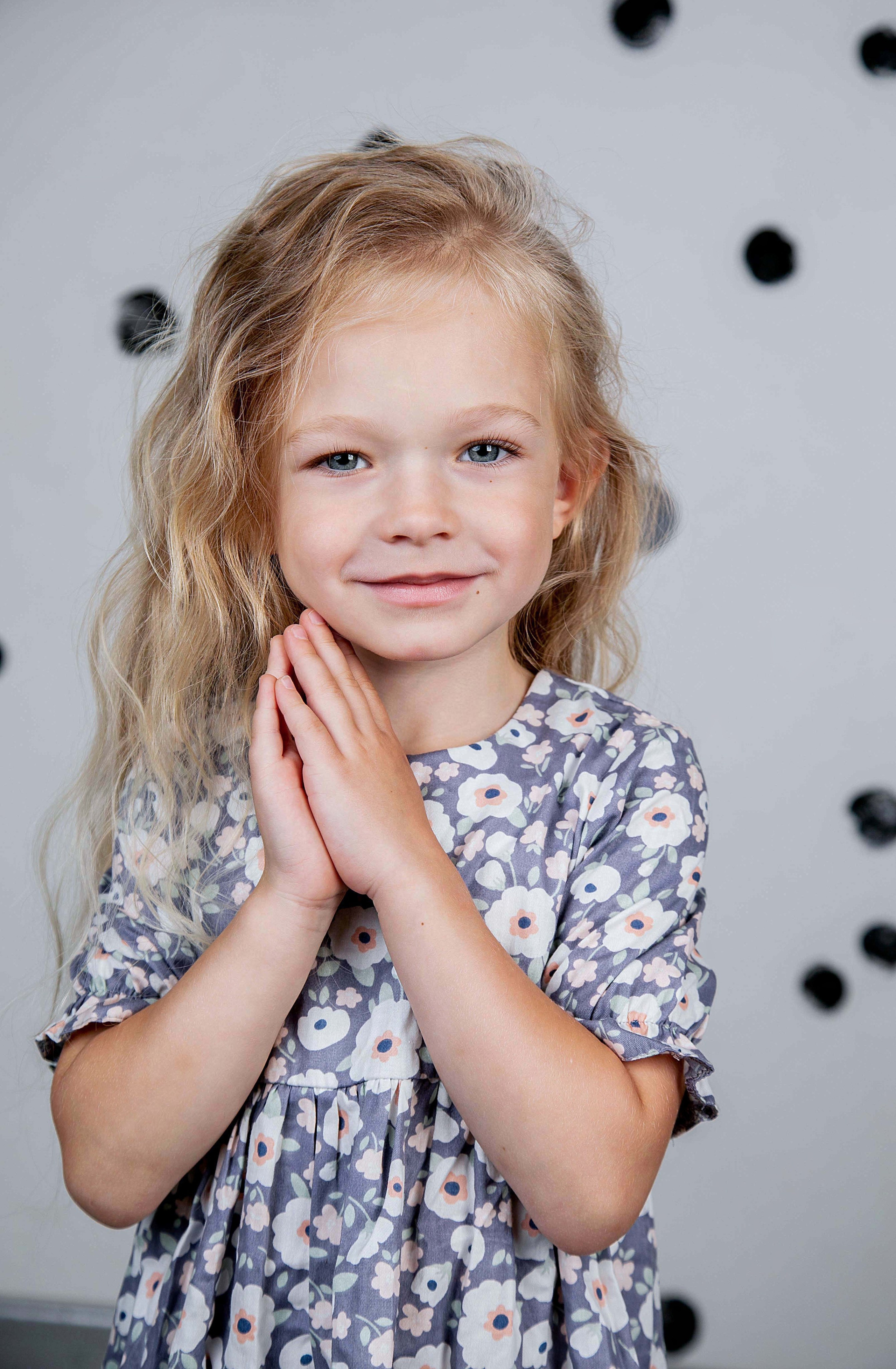 Лиза в голубом. Семейный и детский фотограф в Санкт-Петербург. Natalia Fadel