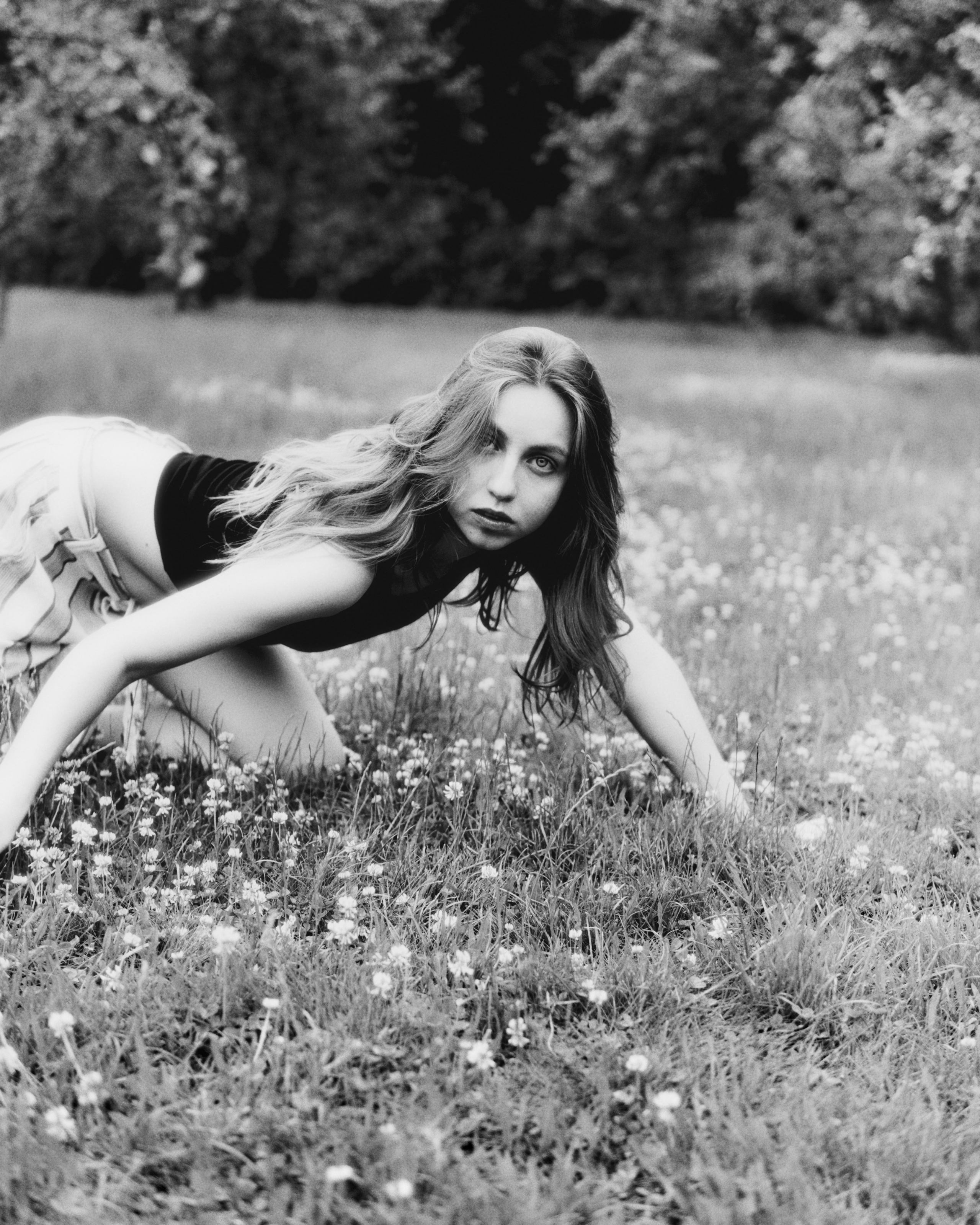 Портретный фотограф и видеограф в Москве Кошеренкова Екатерина. Черно белая-съёмка. Минимализм