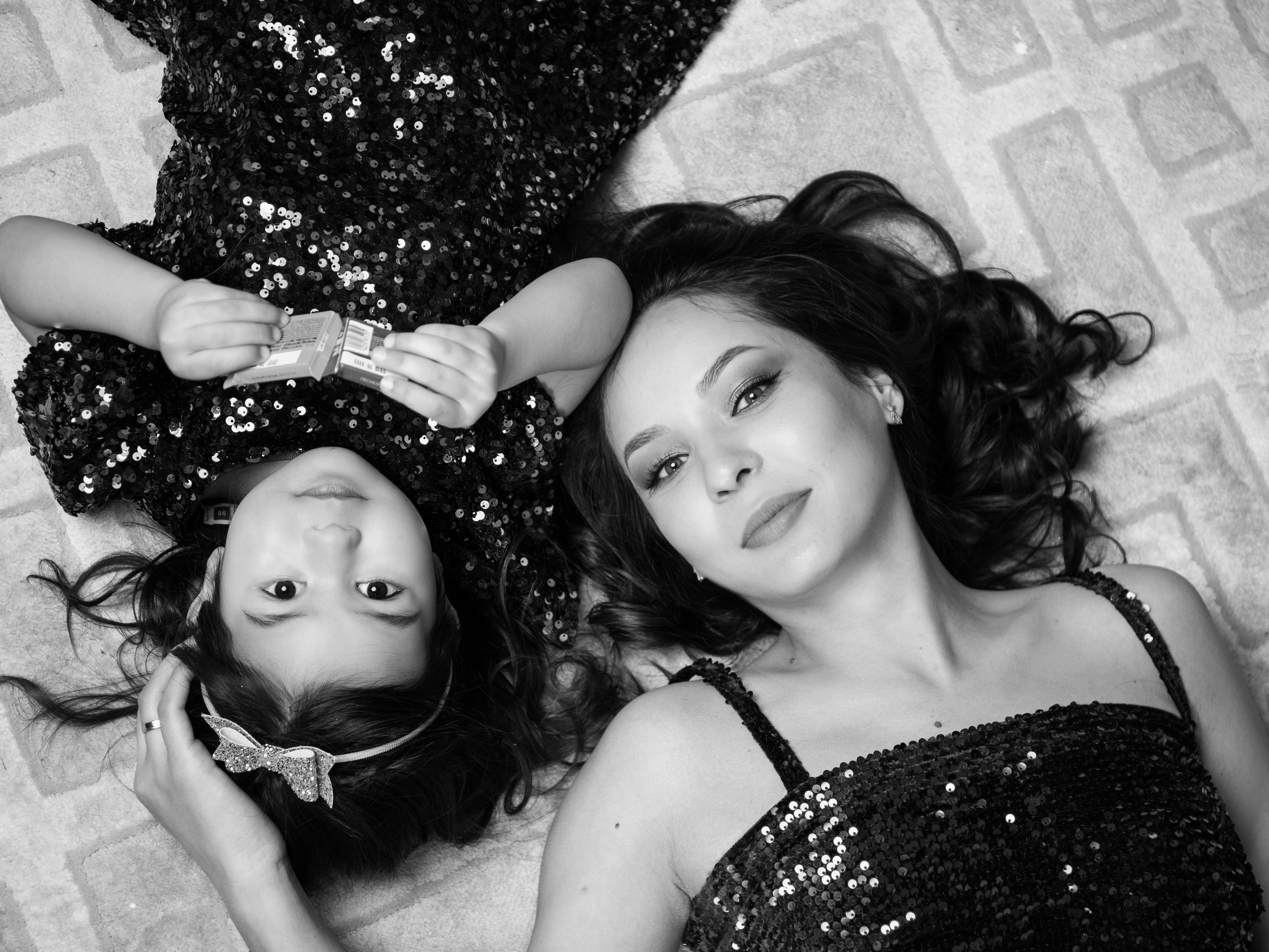 Мама с дочкой новогодняя съемка в студии. Свадебный и семейный фотограф в Москве Мила Широких