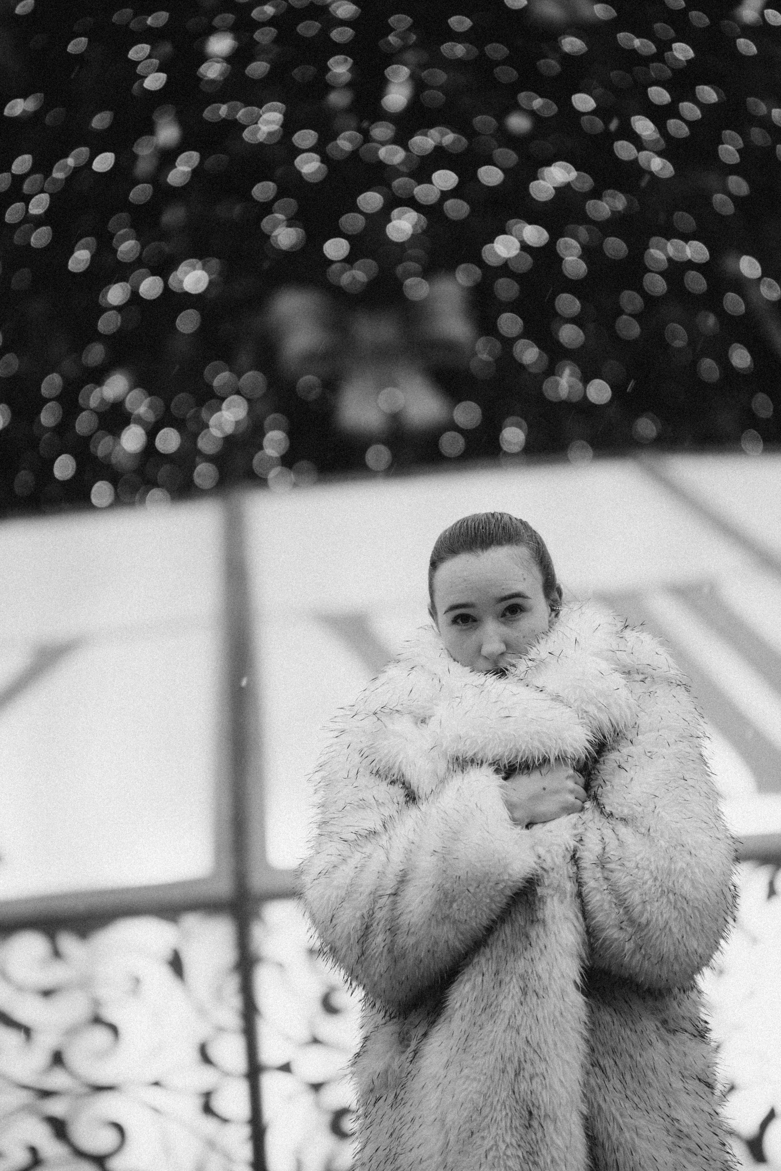 ПРОГУЛКА НА МАНЕЖНОЙ ПЛОЩАДИ ДЛЯ ДЕВУШКИ ПЕРЕД НОВЫМ ГОДОМ (НОВОГОДНЯЯ ФОТОСЕССИИЯ НА МАНЕЖНОЙ ПЛОЩАДИ). Профессиональный фотограф, Санкт-Петербург — Виктория Богомолова