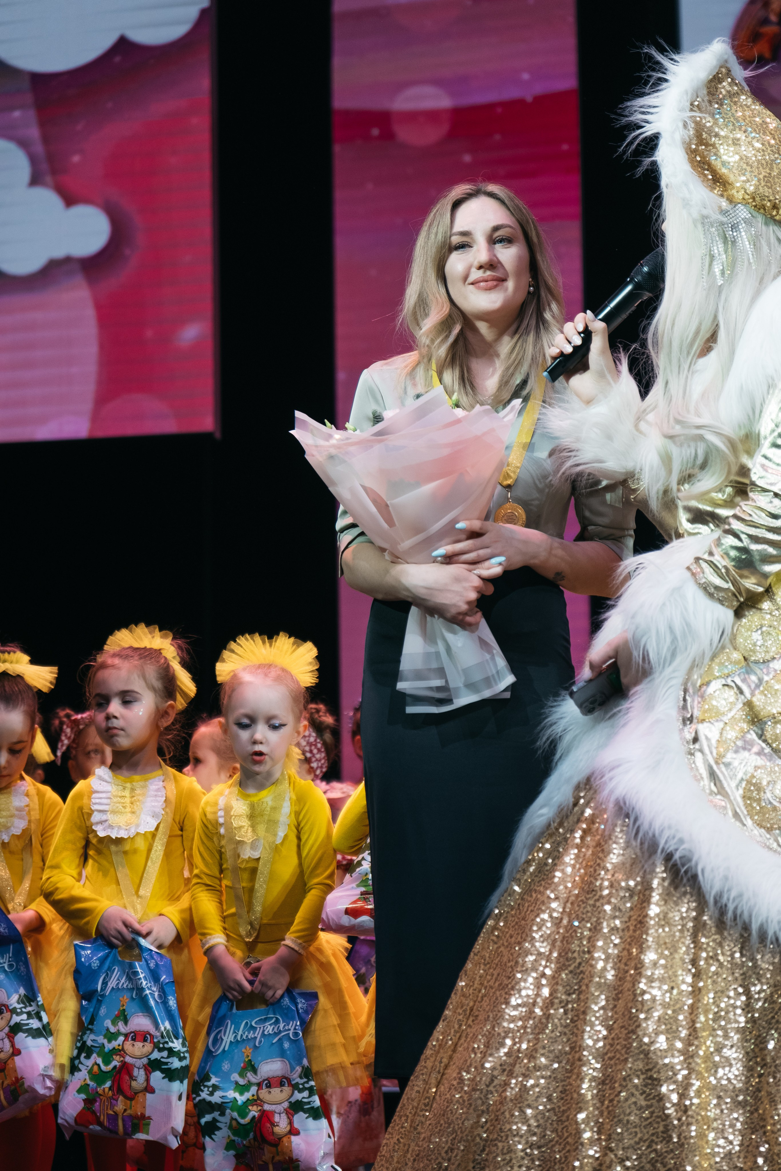 СурГУ 23.12.23. Репортажный и свадебный фотограф в Сургуте