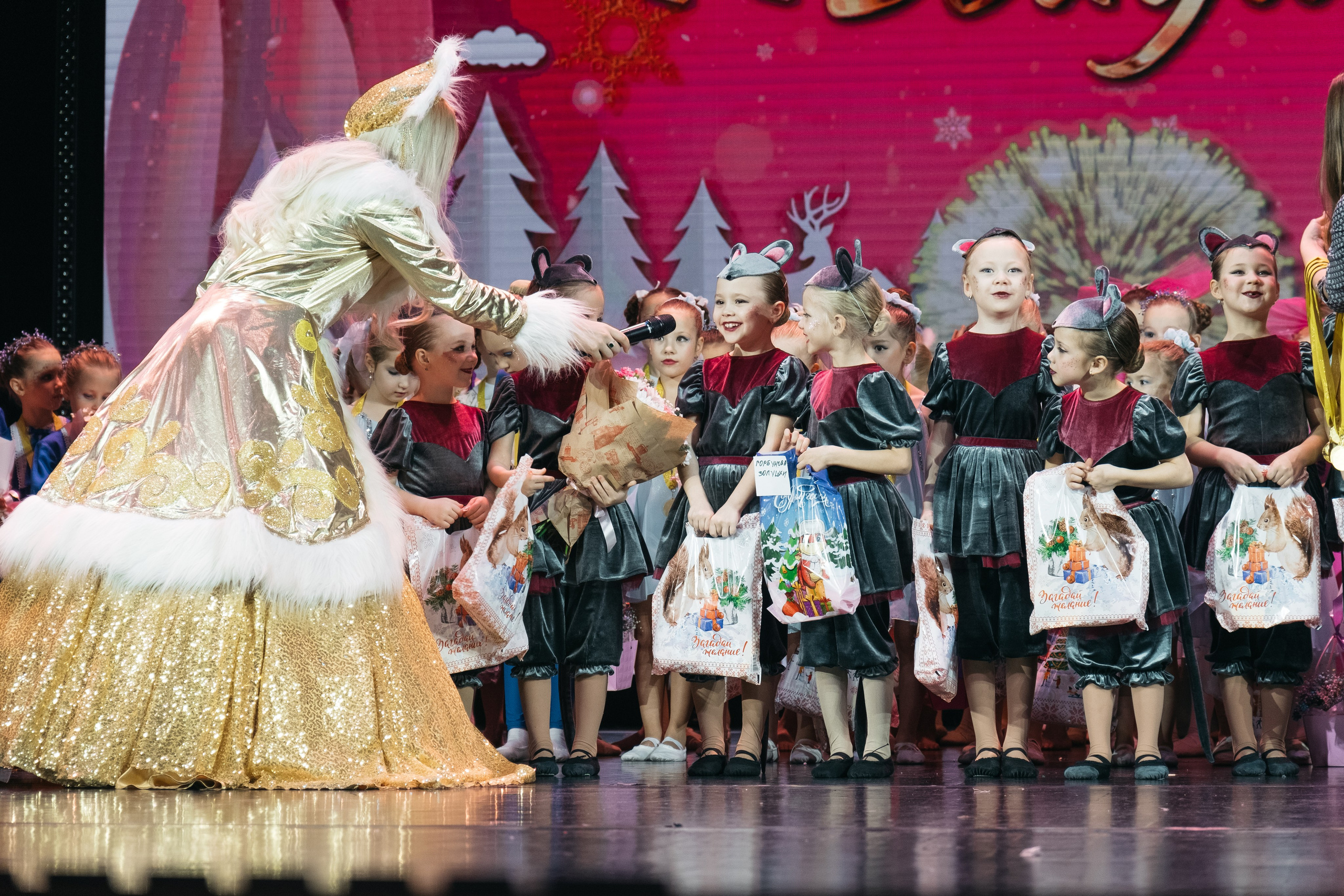 СурГУ 23.12.23. Репортажный и свадебный фотограф в Сургуте