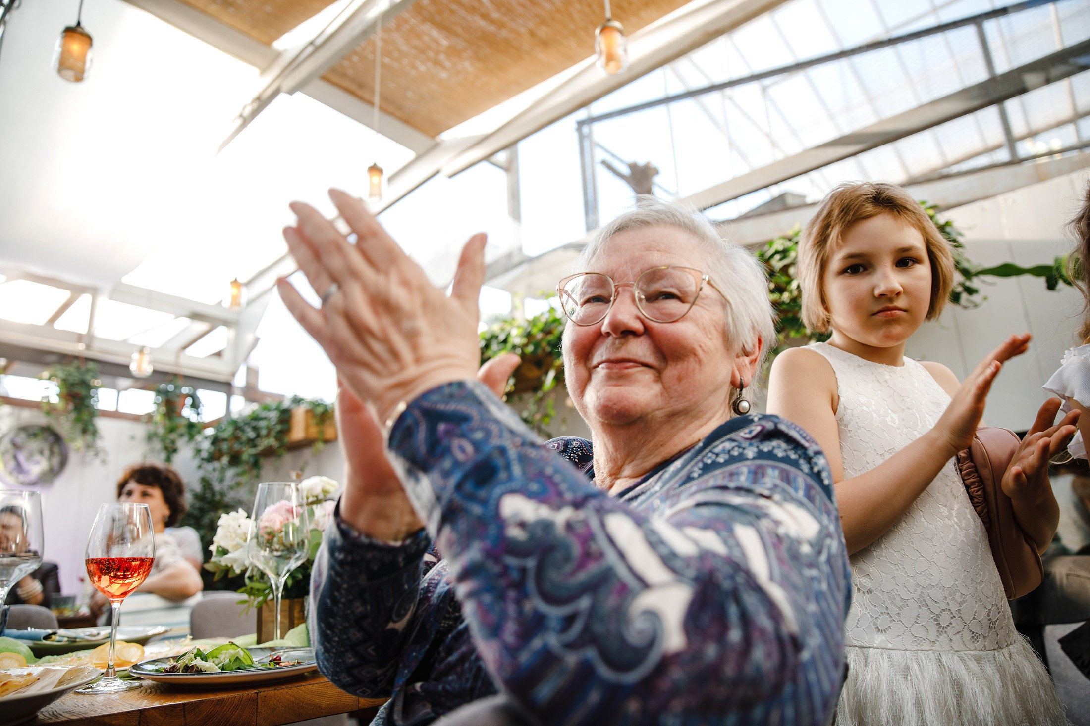Женя и Вика. Главная
