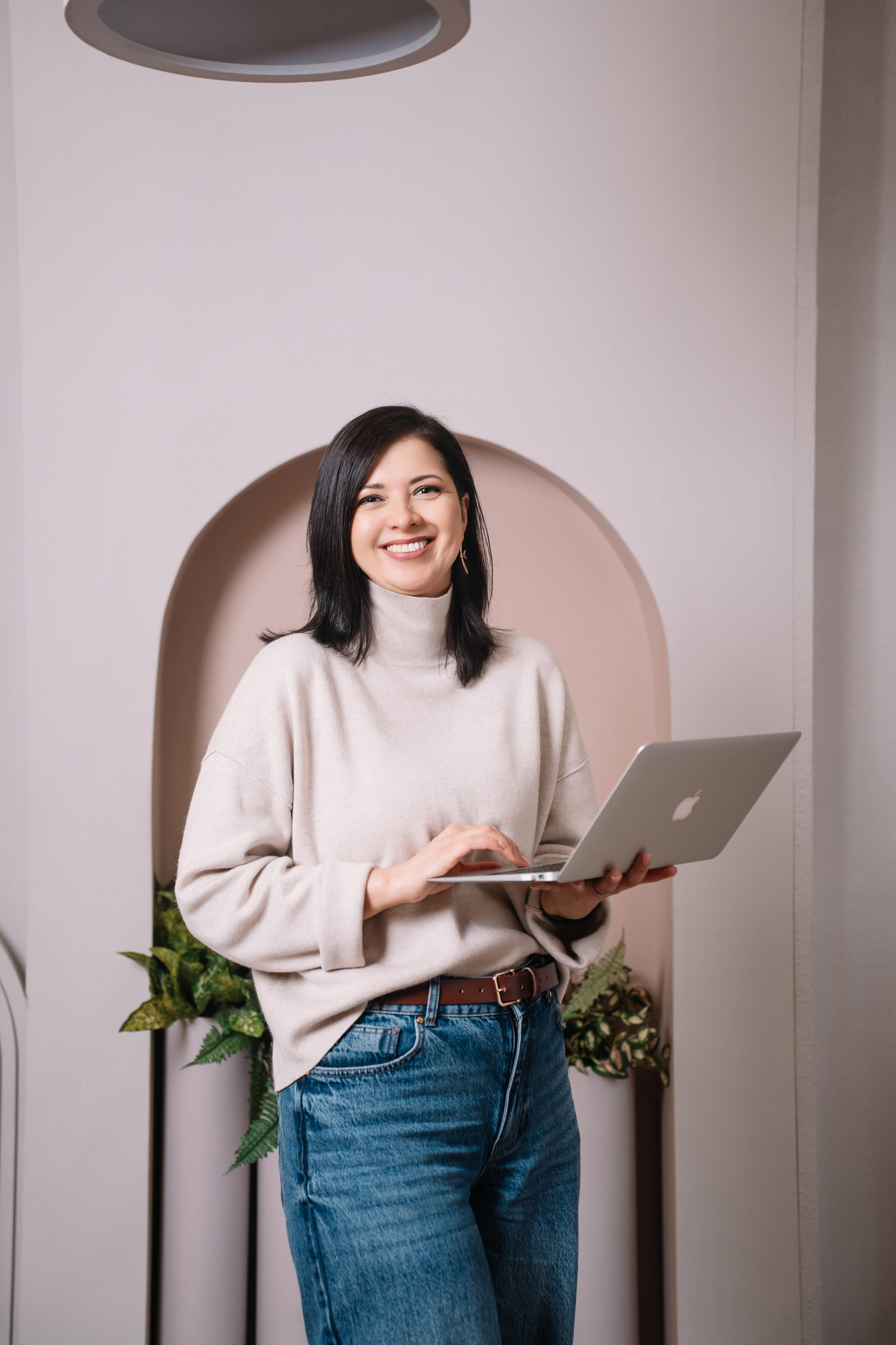 Бизнес фотосессия для коуча Петренко Елены