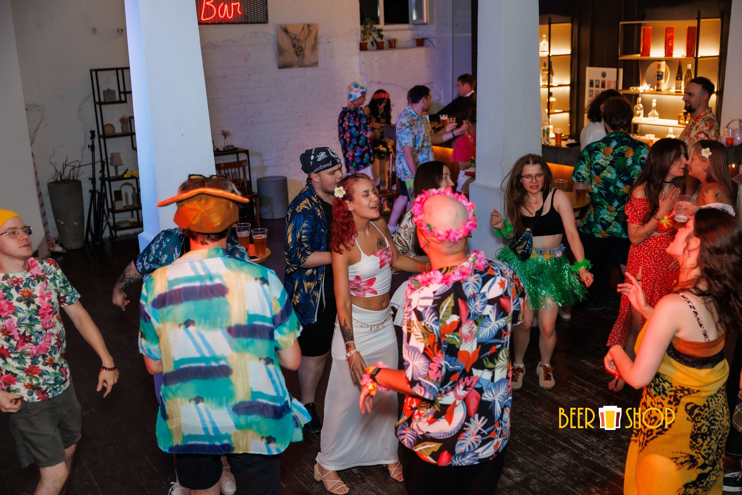 Гавайская вечеринка (Медиапорт). Свадебный фотограф и контент фотограф в Казани Малыгина Елена