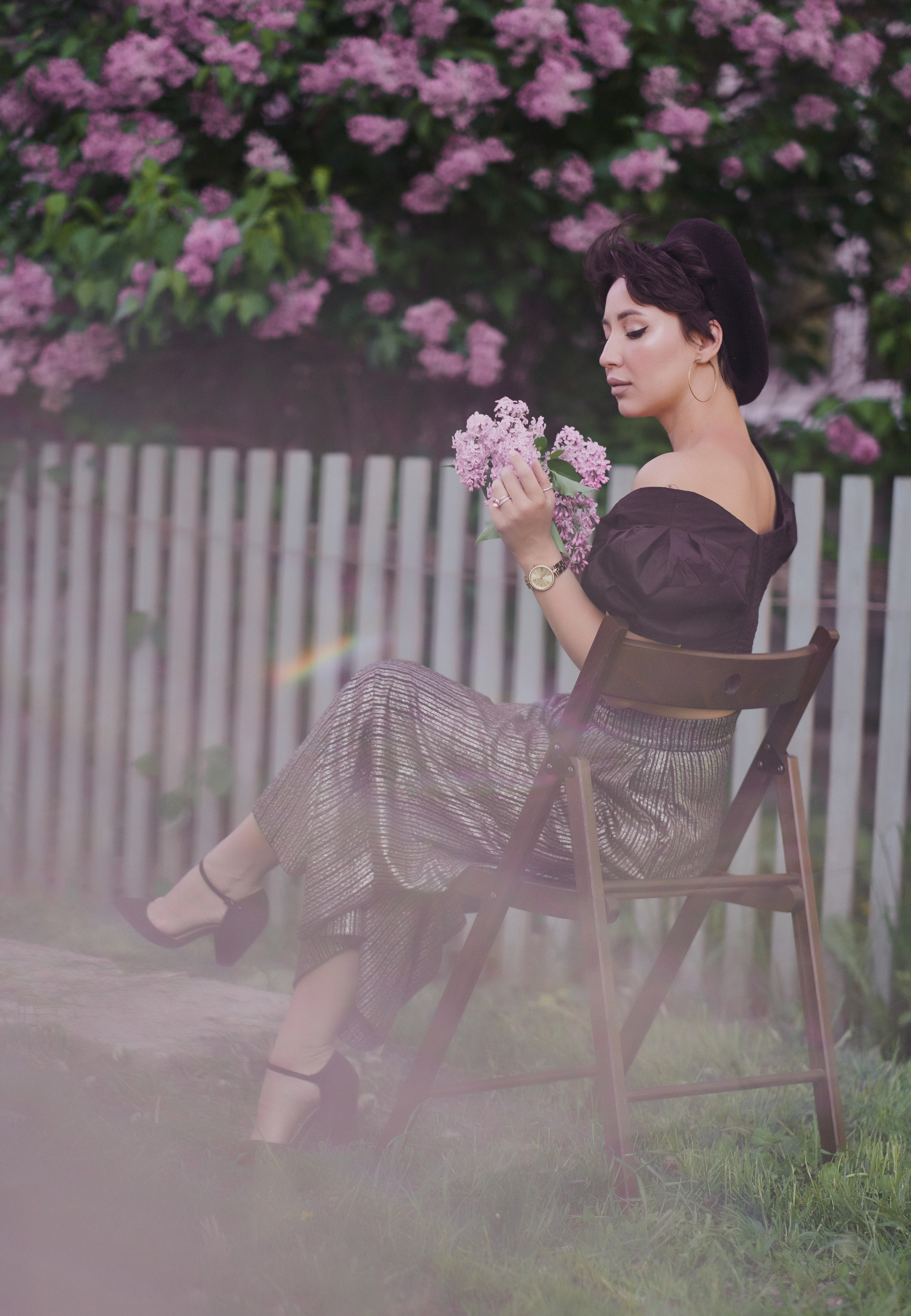 Ретро фотосессия в сирени. Фото и видеосъемка. Легко и круто. Алехины Анна и Сергей