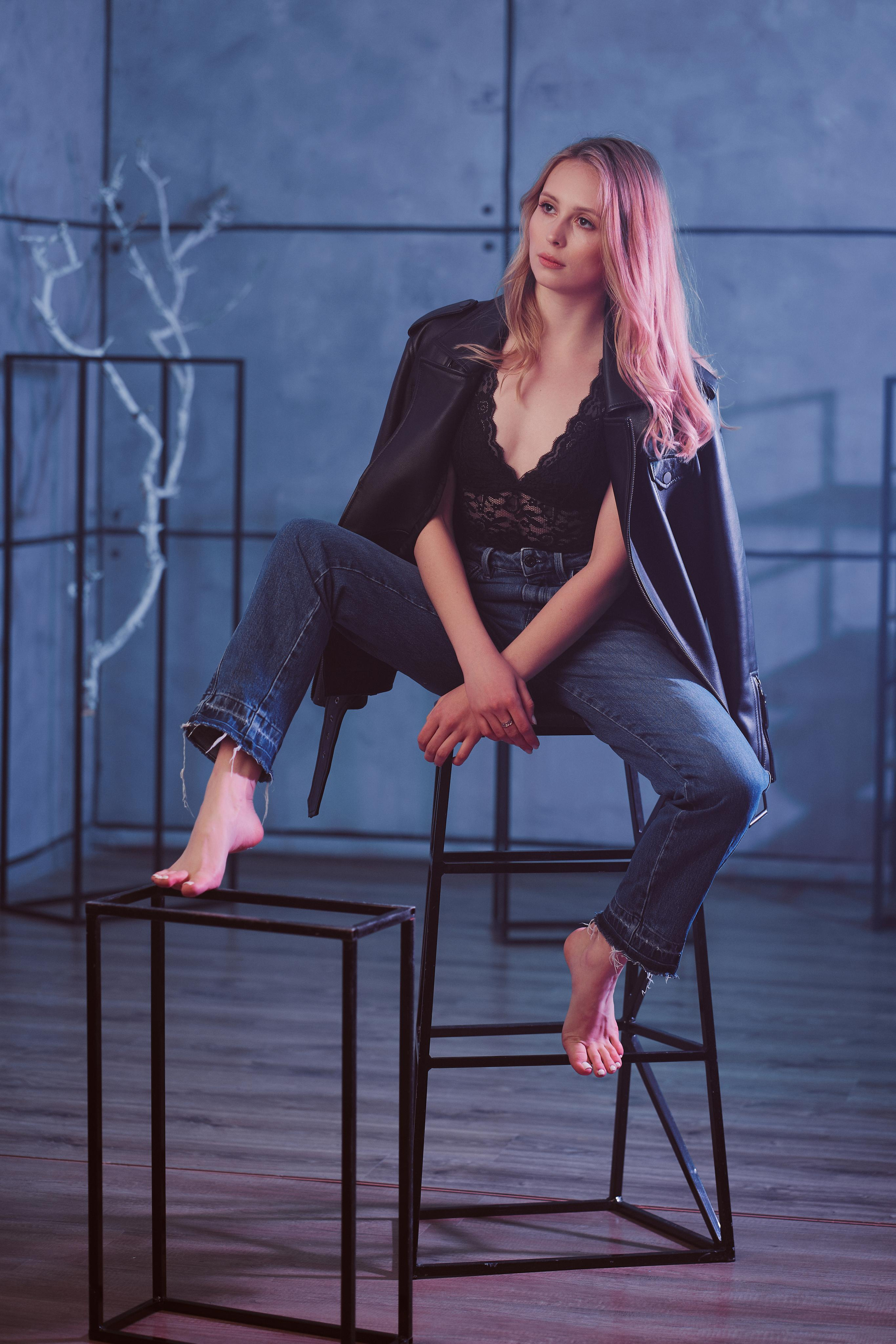 Наташа и цветной свет. Фото и видеосъемка. Легко и круто. Алехины Анна и Сергей