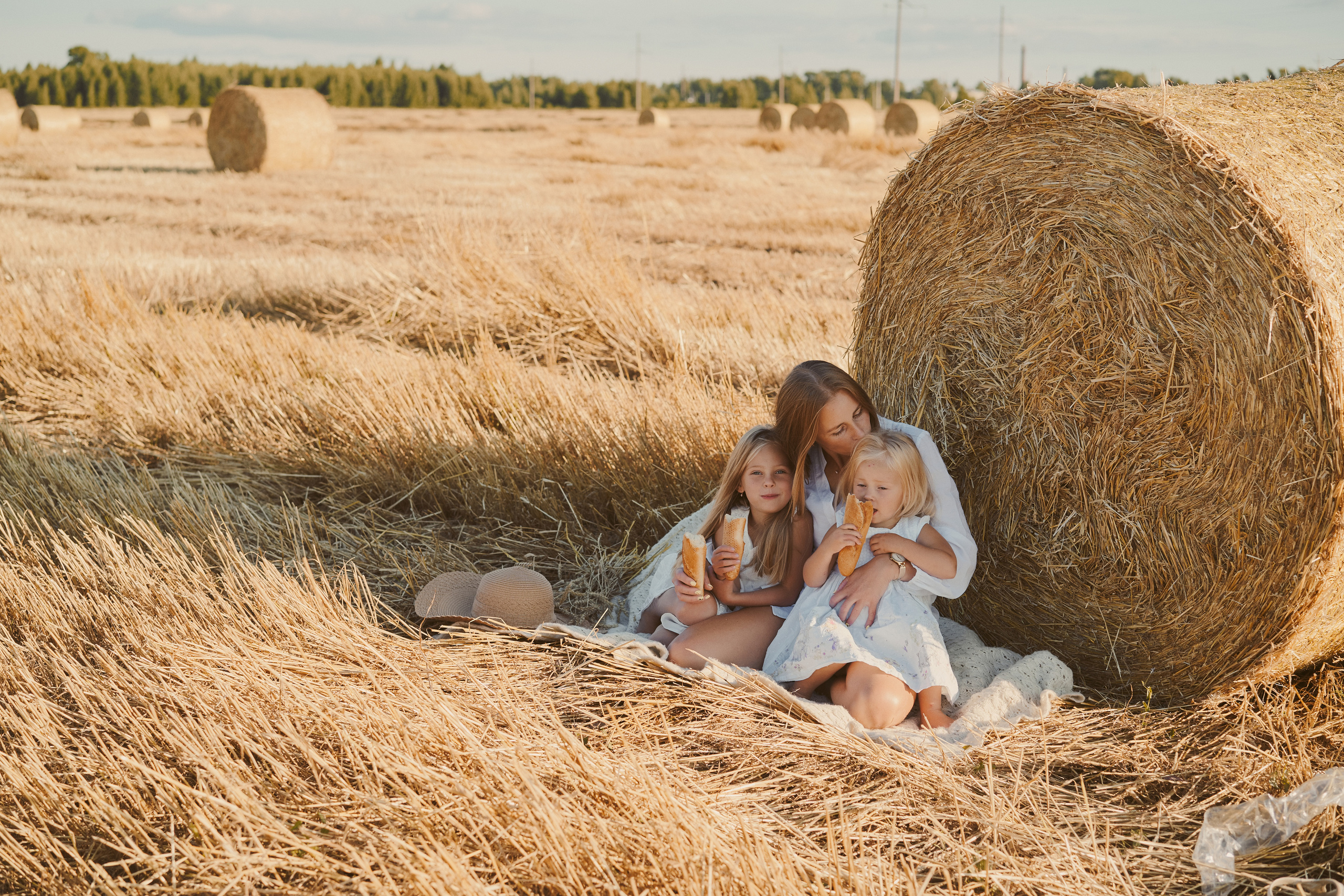 Веселая фотосессия в полях. Фото и видеосъемка. Легко и круто. Алехины Анна и Сергей
