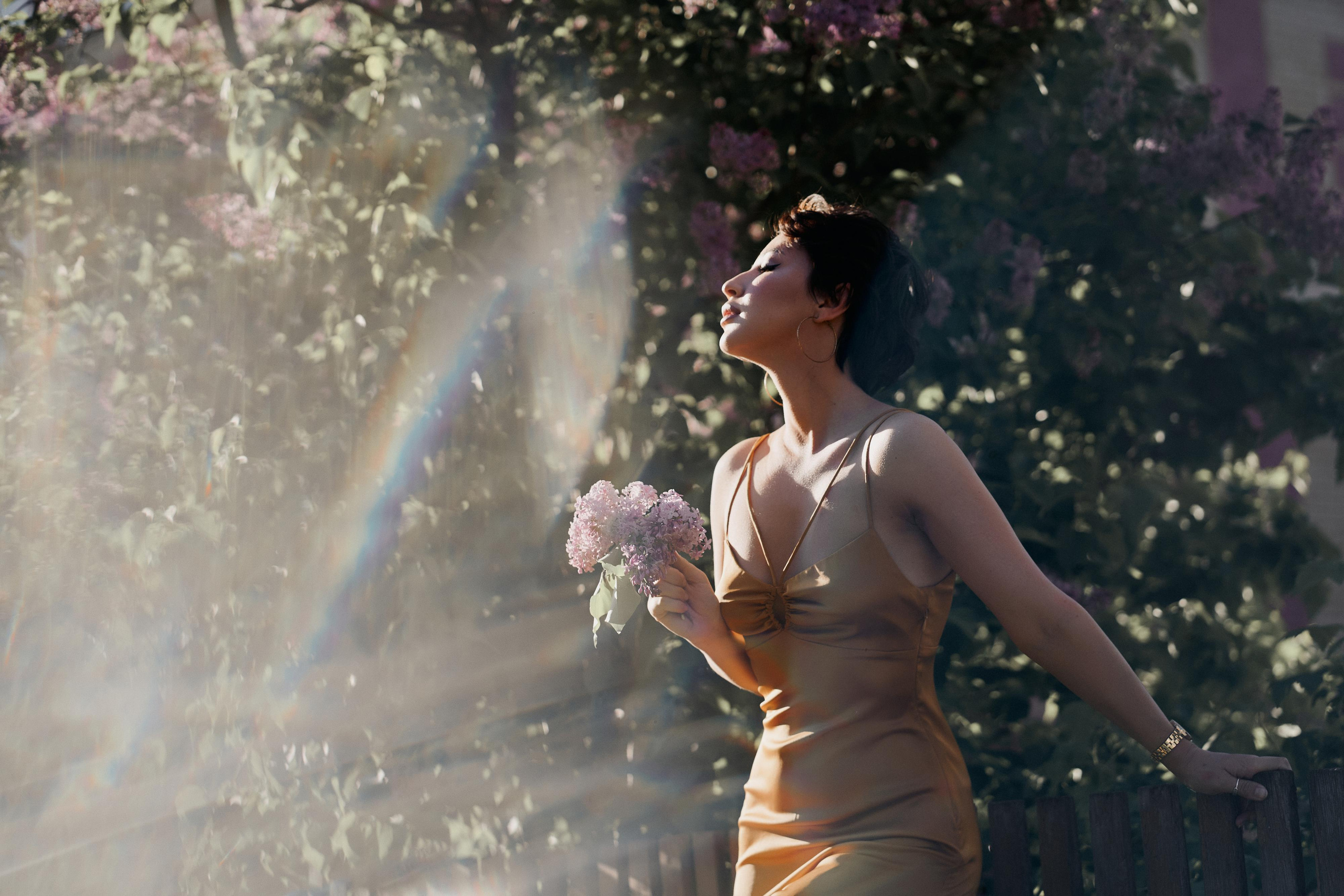 Ретро фотосессия в сирени. Фото и видеосъемка. Легко и круто. Алехины Анна и Сергей