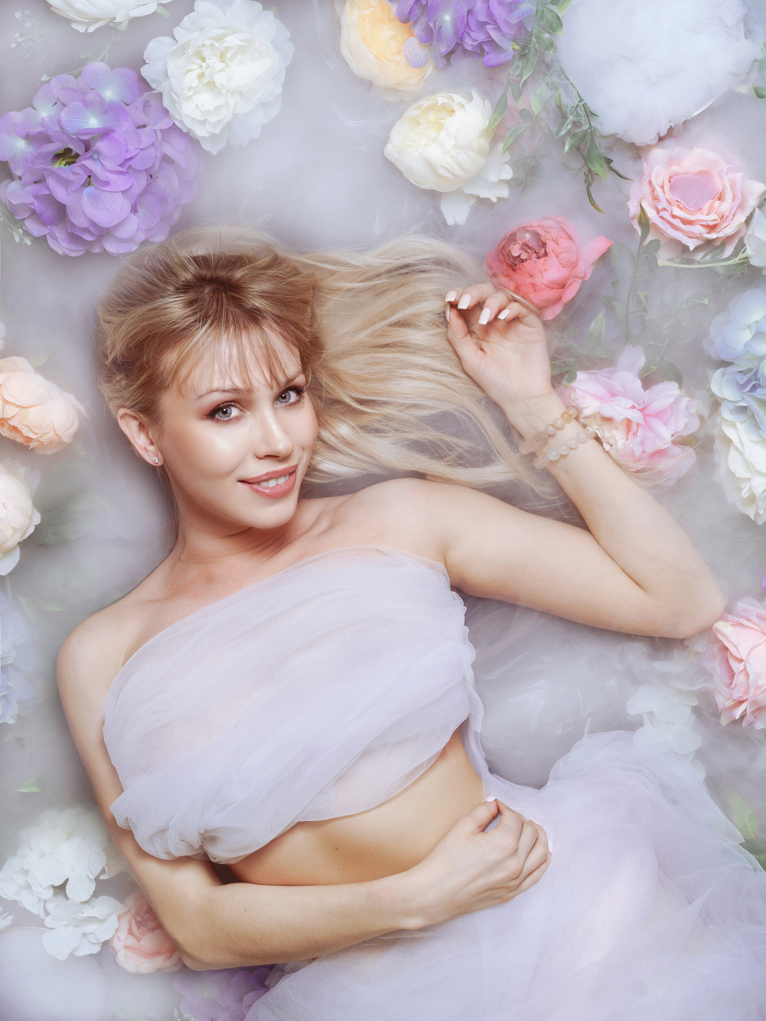 Фотопроект в дыму «Муза». Фото и видеосъемка. Легко и круто. Алехины Анна и Сергей