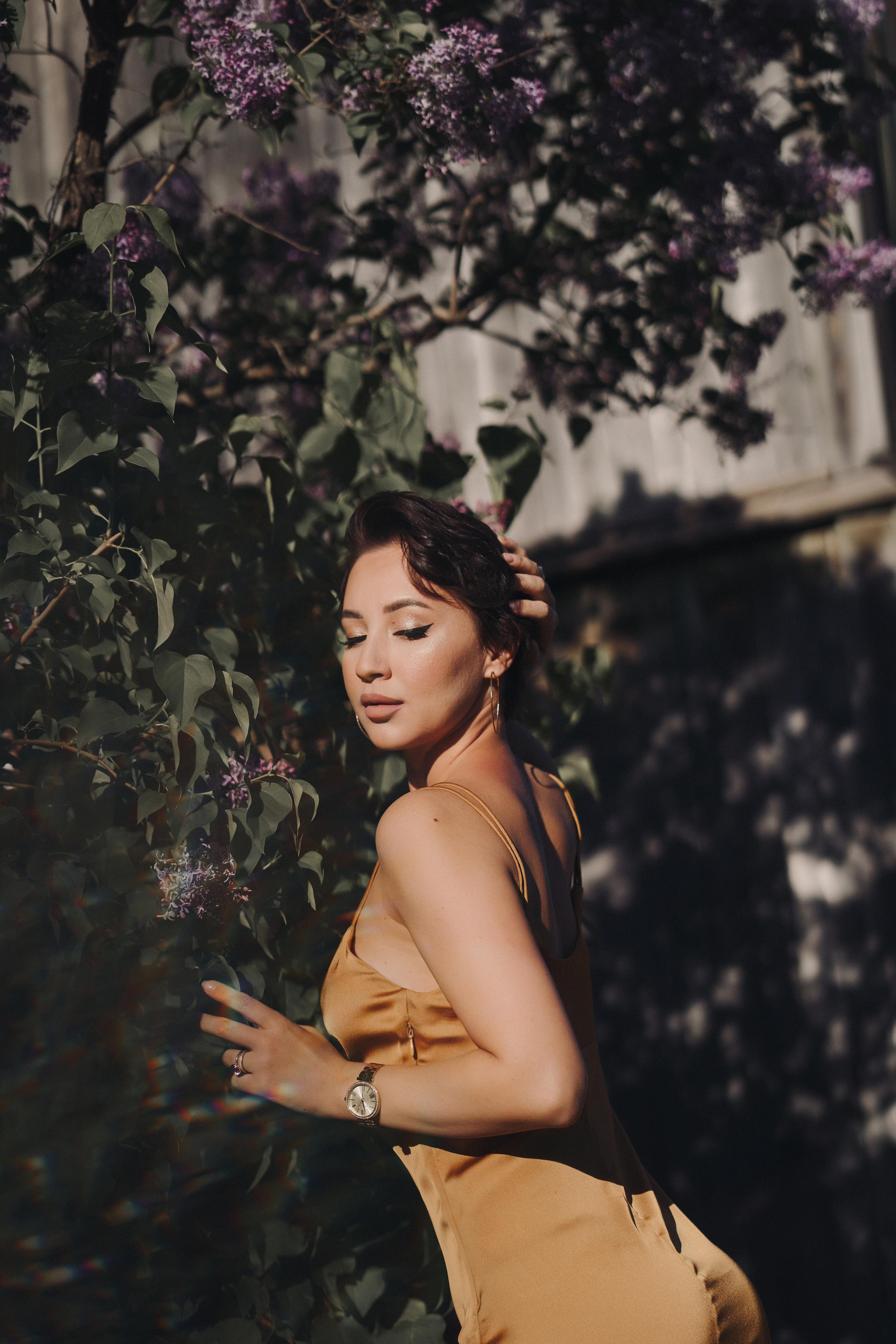 Ретро фотосессия в сирени. Фото и видеосъемка. Легко и круто. Алехины Анна и Сергей