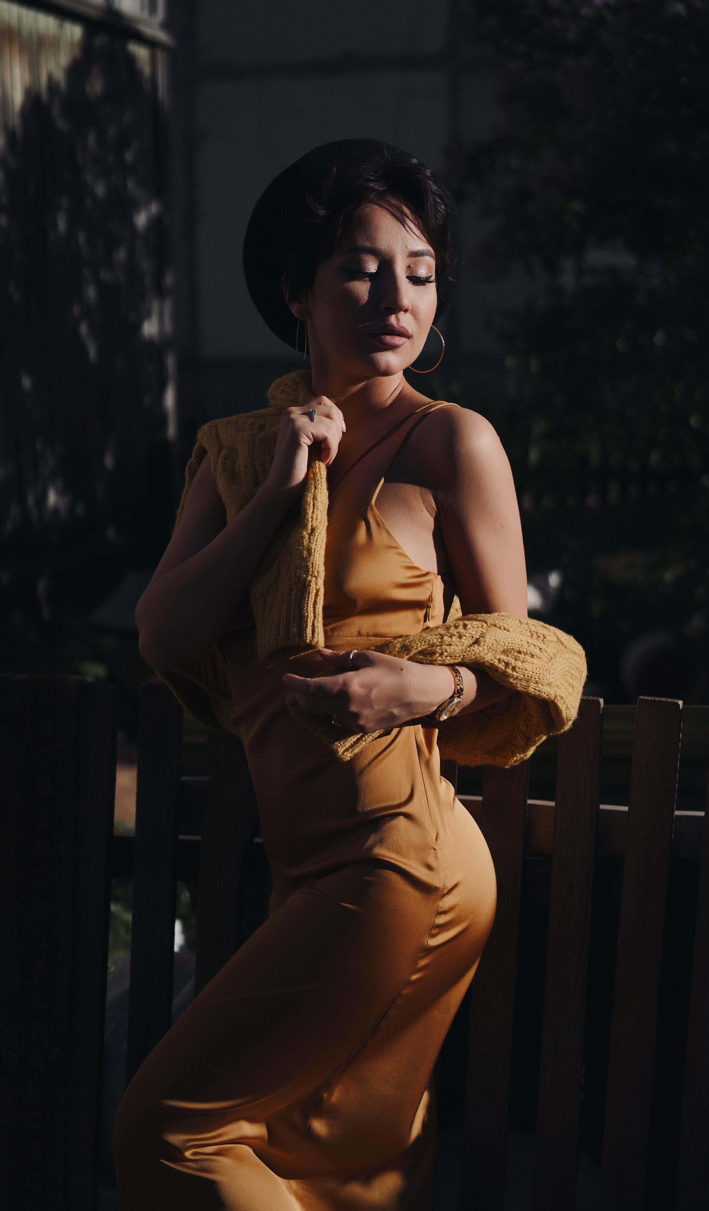 Ретро фотосессия в сирени. Фото и видеосъемка. Легко и круто. Алехины Анна и Сергей