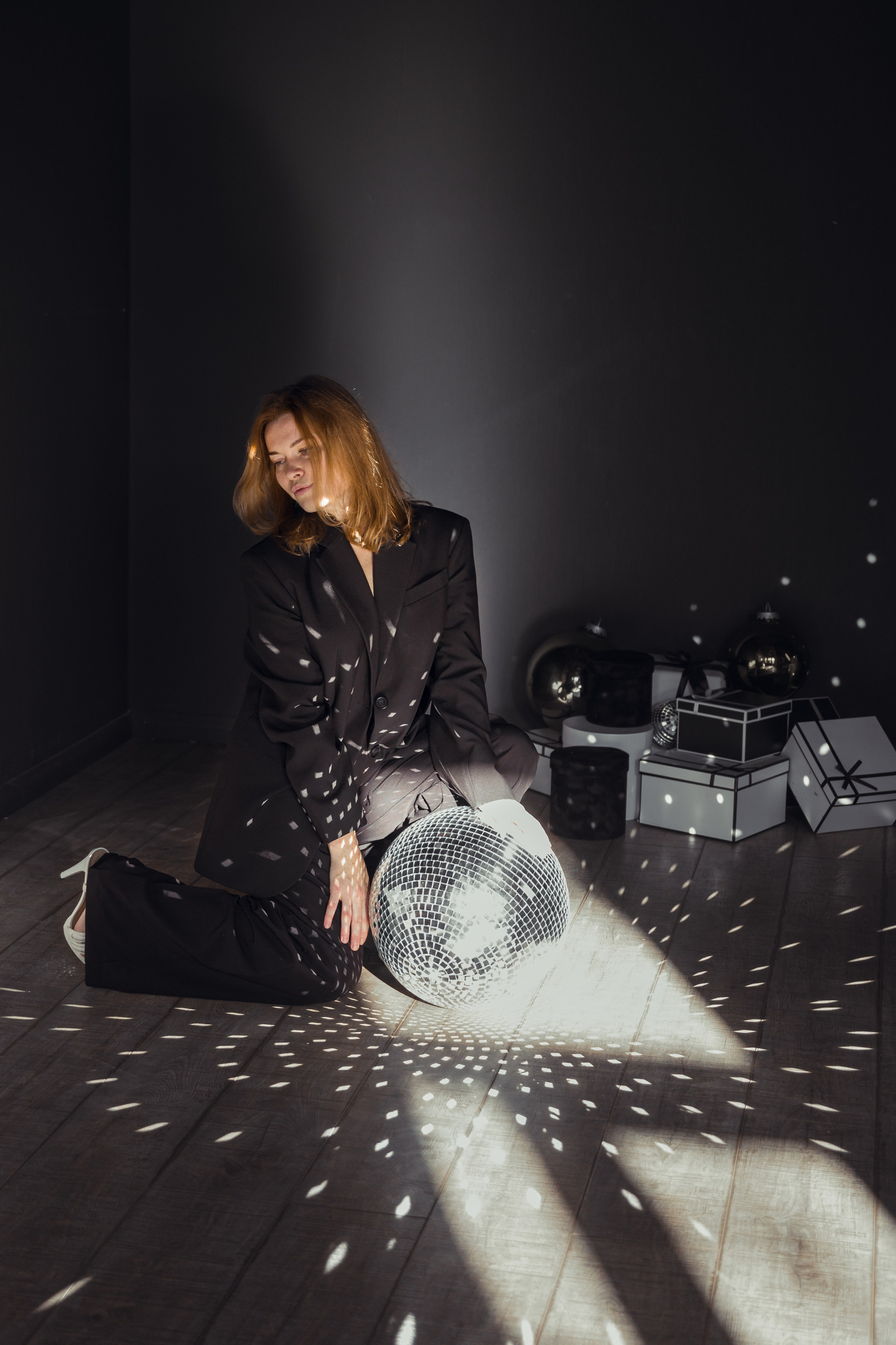 Инна Самарина_контент в темной студии. Фотограф Воронеж, Новая Усмань Мария Бублик