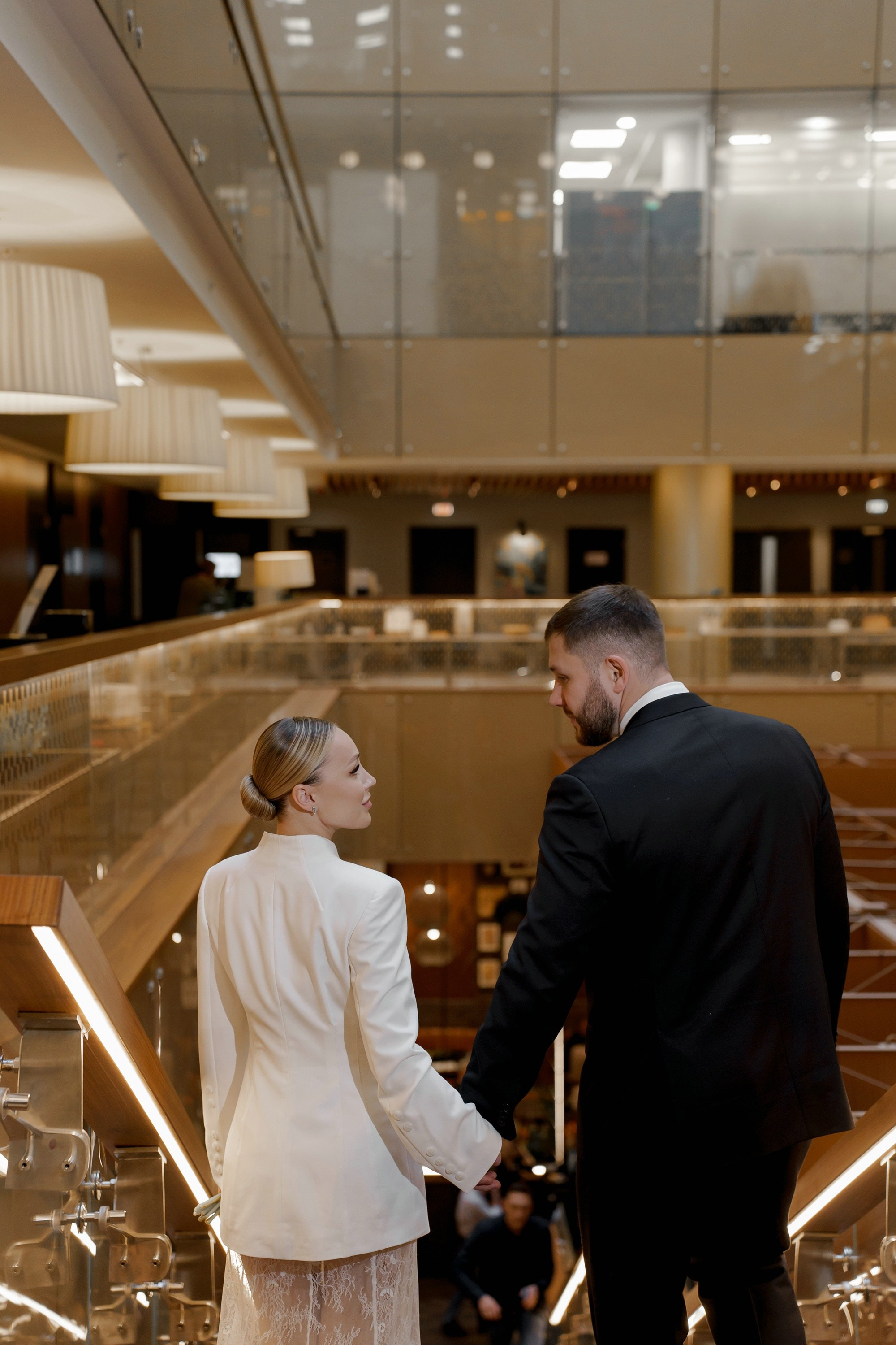 Свадебная фотосессия в Рэдиссон Блу Олимпийский. Свадебный и семейный фотограф в Москве Светлана Зоткина