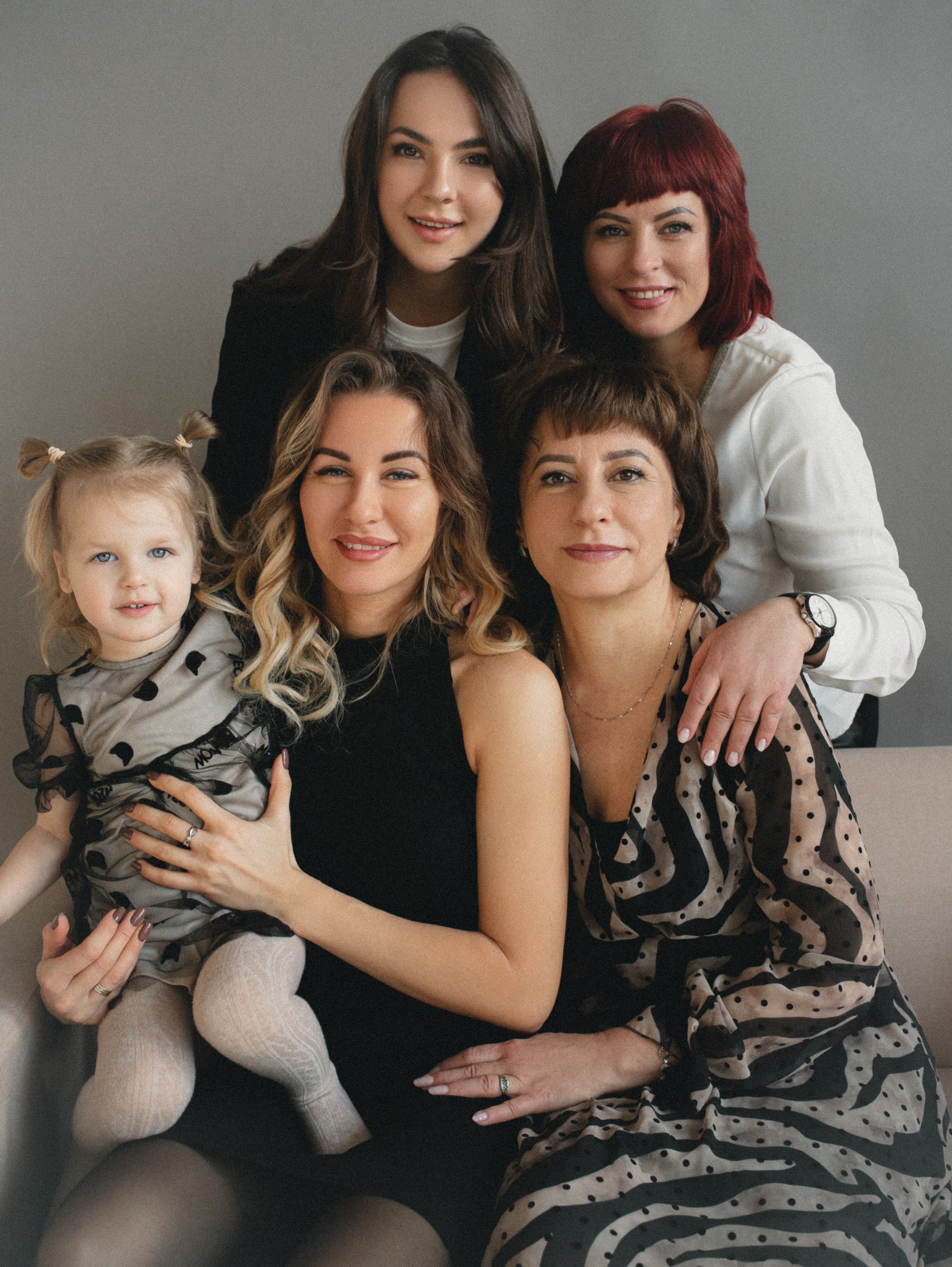 Семья Лизы. Фотограф в Москве и Сургуте Алла Лесовая. Снимаю каталог для брендов и индивидуальные портреты для людей