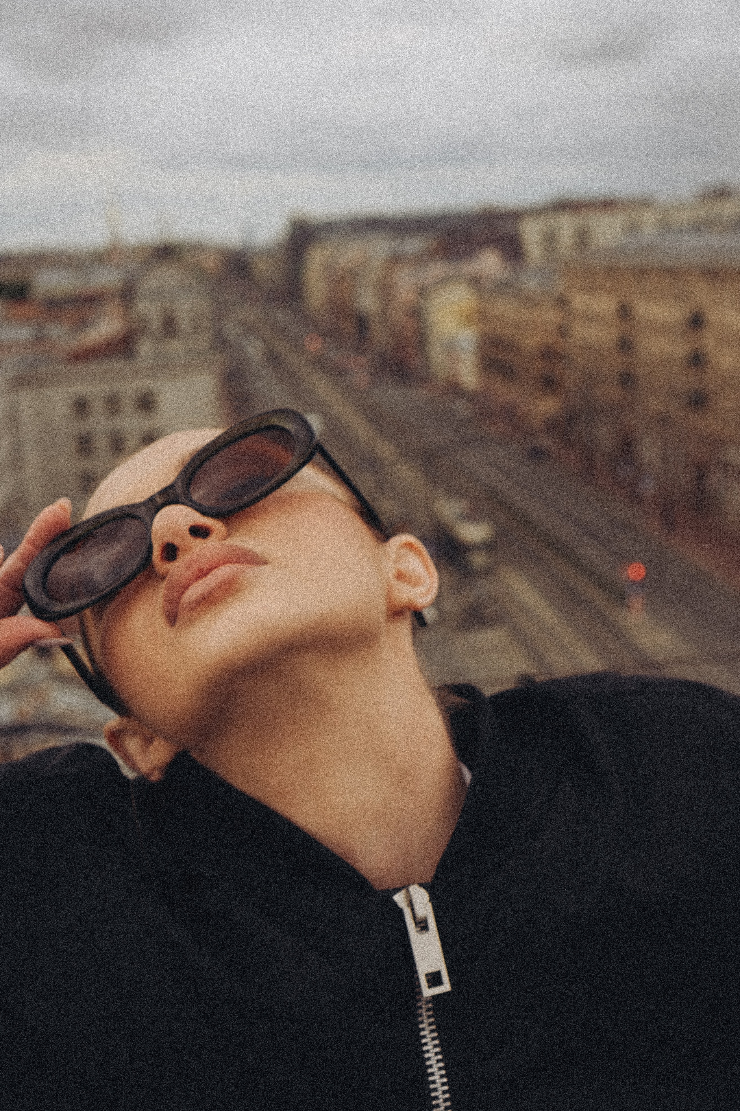 МЫ ГУЛЯЛИ ПРО КРЫШАМ ПИТЕРА. Профессиональный фотограф, Санкт-Петербург — Виктория Богомолова