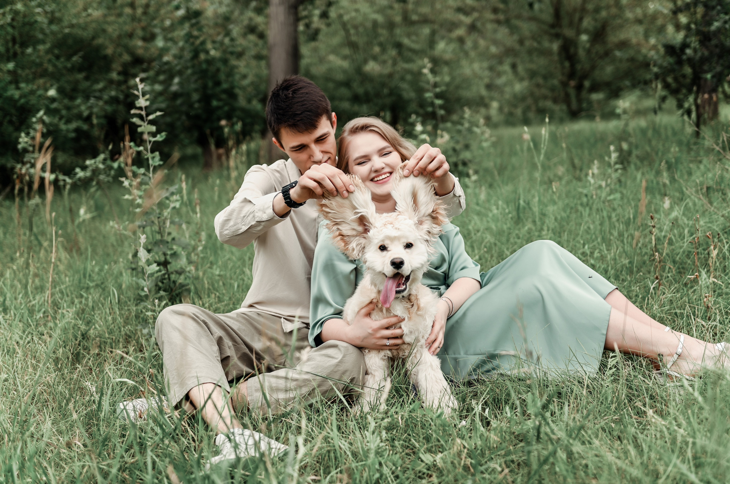 Love story прогулка вместе с песиком))). Свадебный, семейный, детский, контент фотограф в Омске Максим Ильин