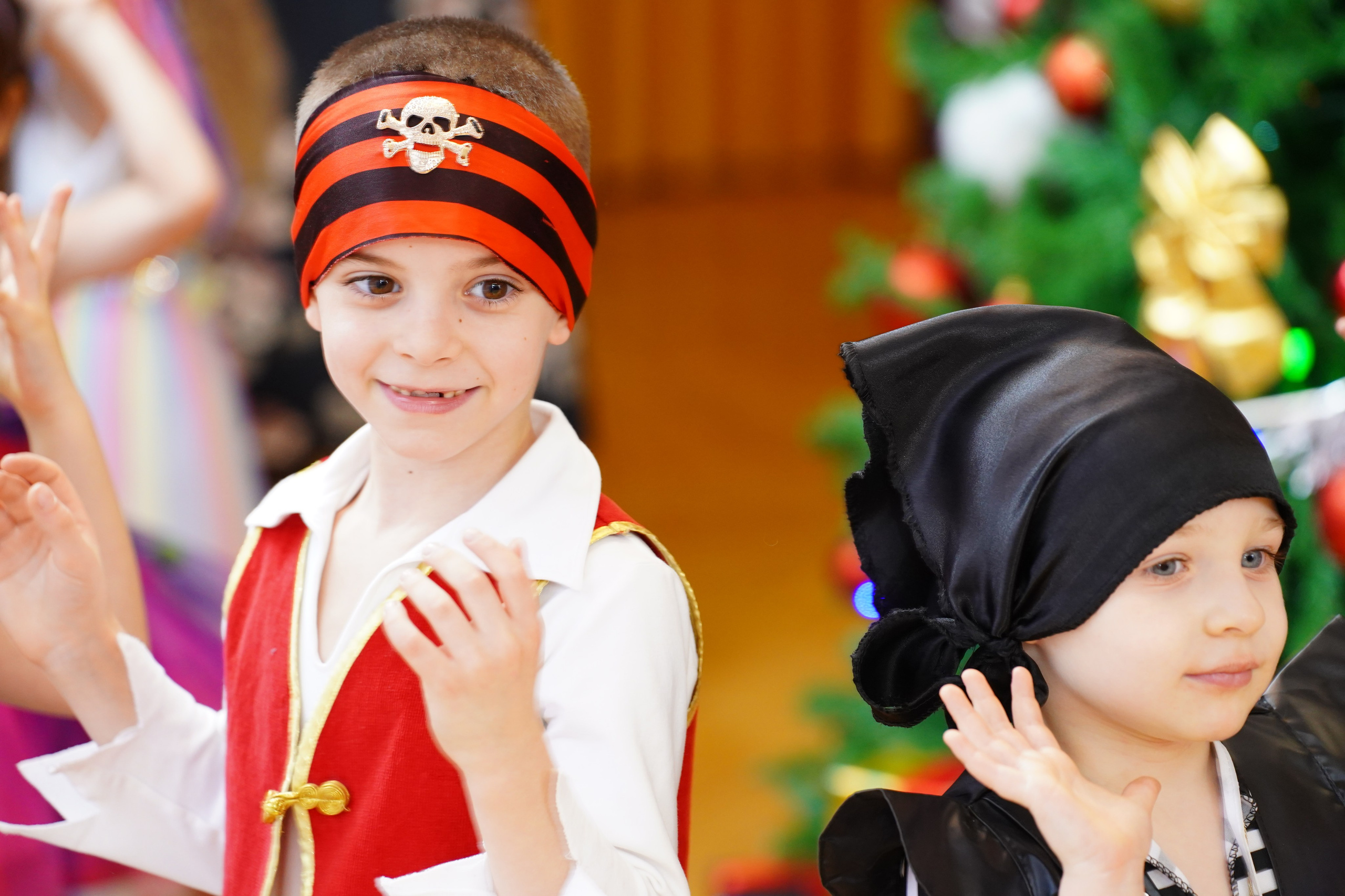 Репортажная съемка /Выпускной//. MEMENTO.Выпускные альбомы, школьные, юбилейные и другие книги. Ростов-на-Дону