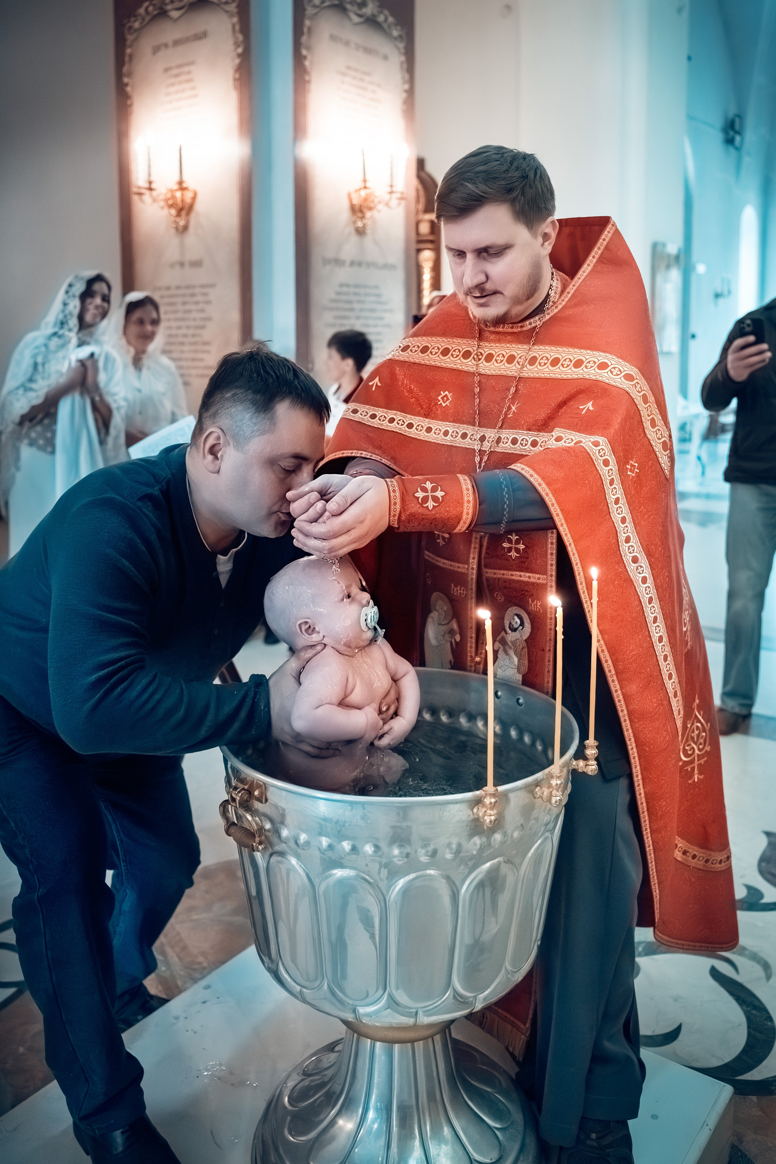 Крещение Александра и Варвары