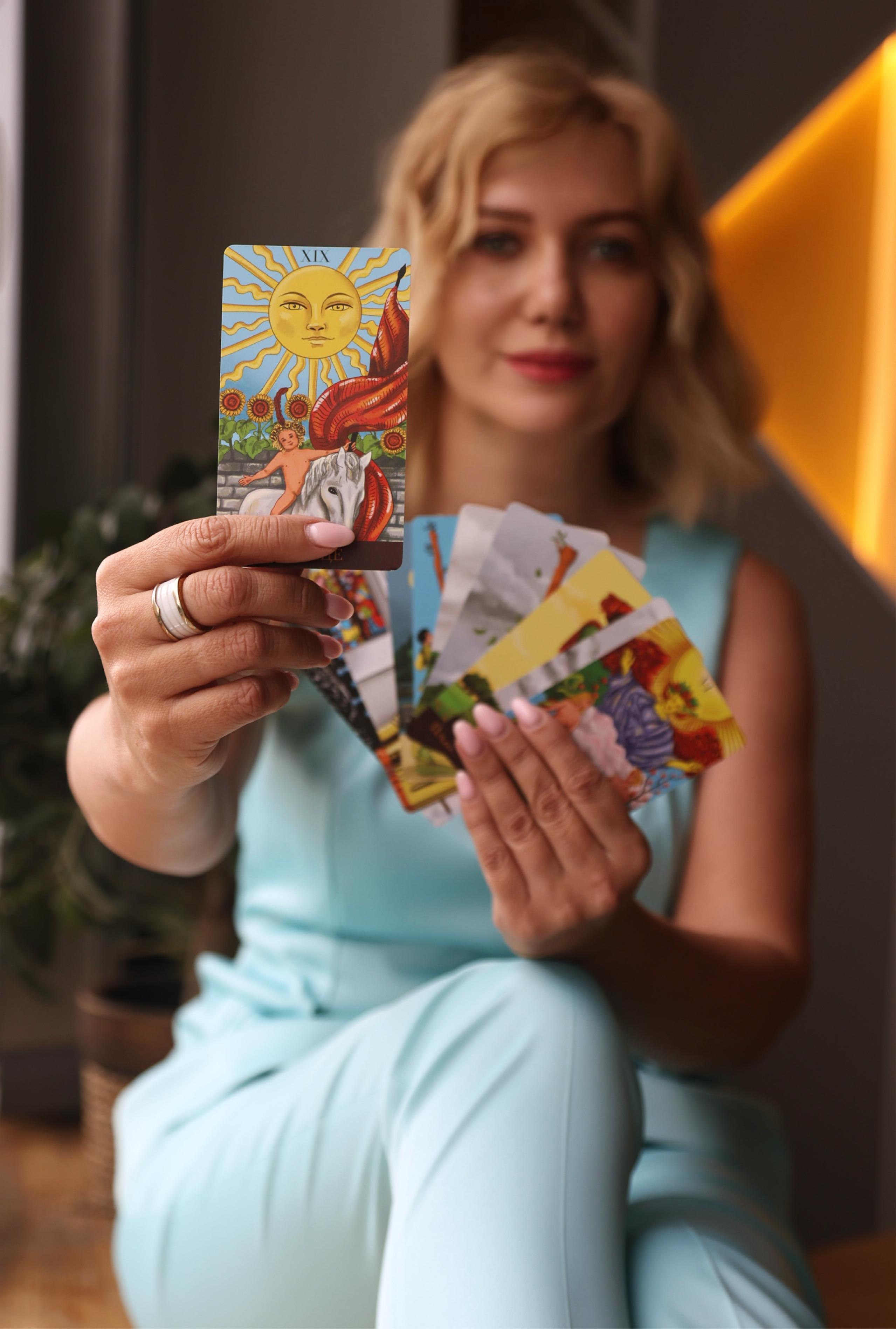 Таролог/нумеролог. Свадебный и семейный фотограф Москва и Московская область