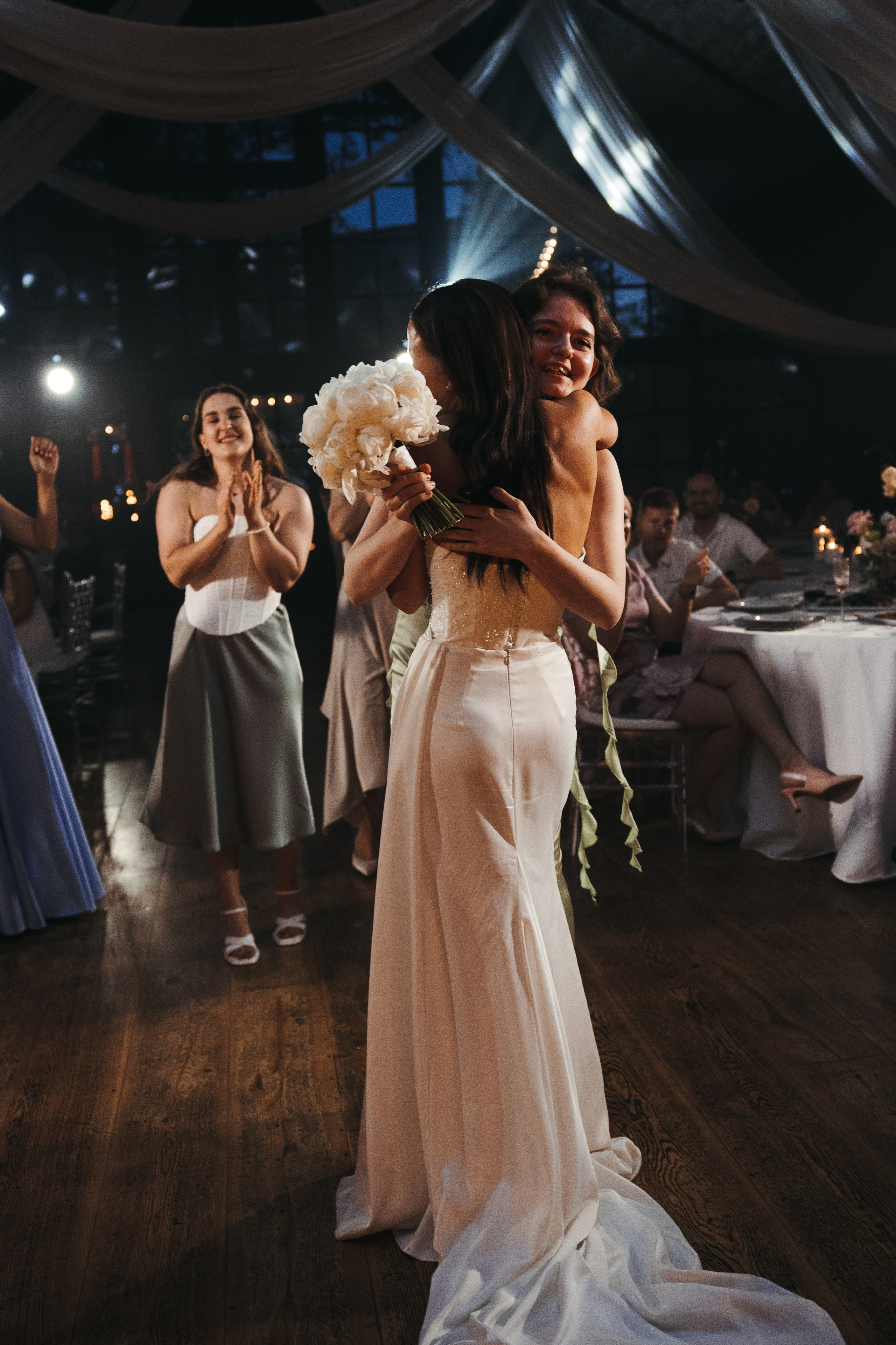 Свадебная съемка в Яхт-клубе SkyRiver, свадебная съемка в Яхт-клубе Скай Ривер. Свадебный фотограф Москва Анастасия Храмова