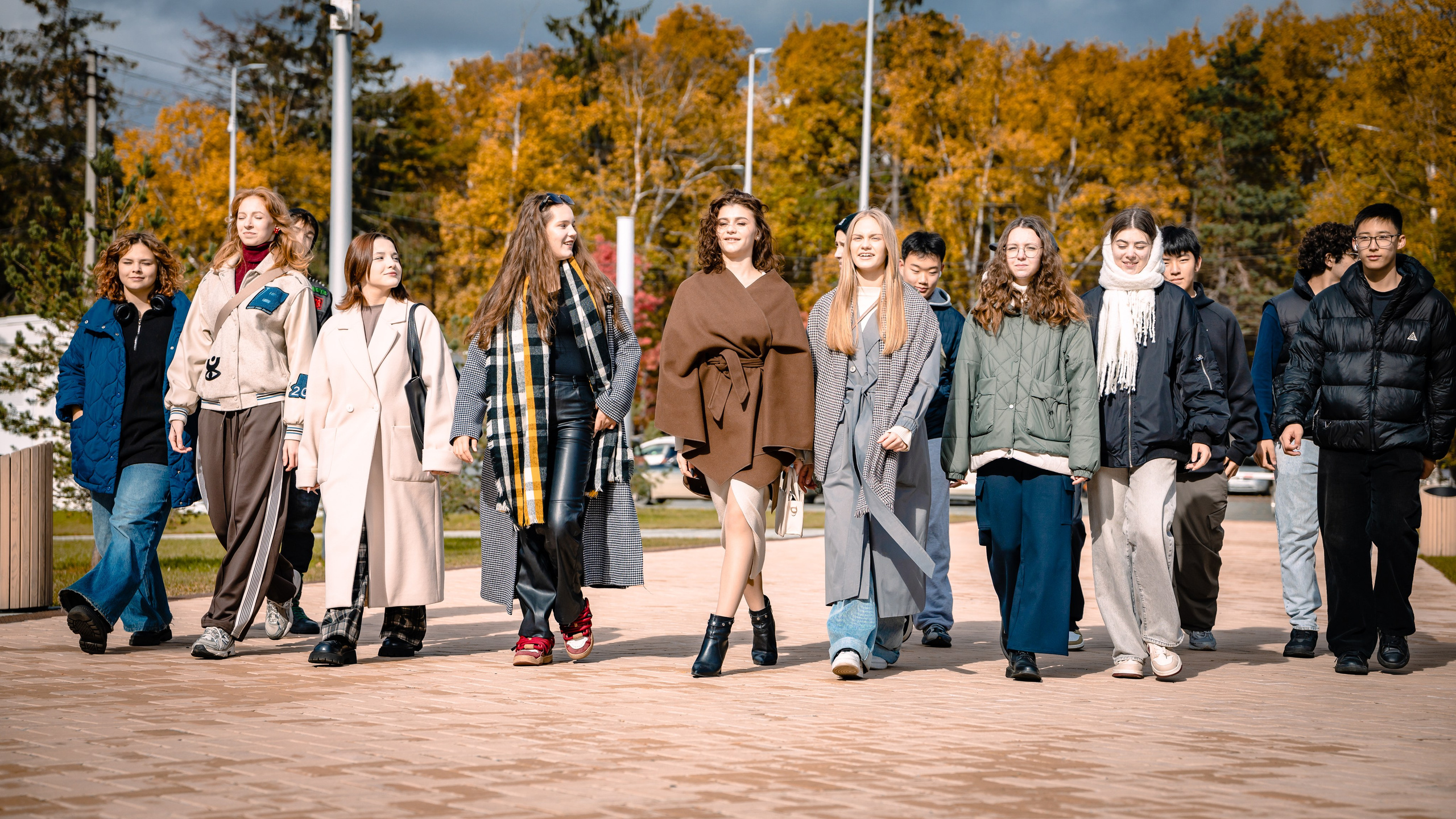 9Б фотопрогулка. Фотограф. г. Южно-Сахалинск. Олег Толстов