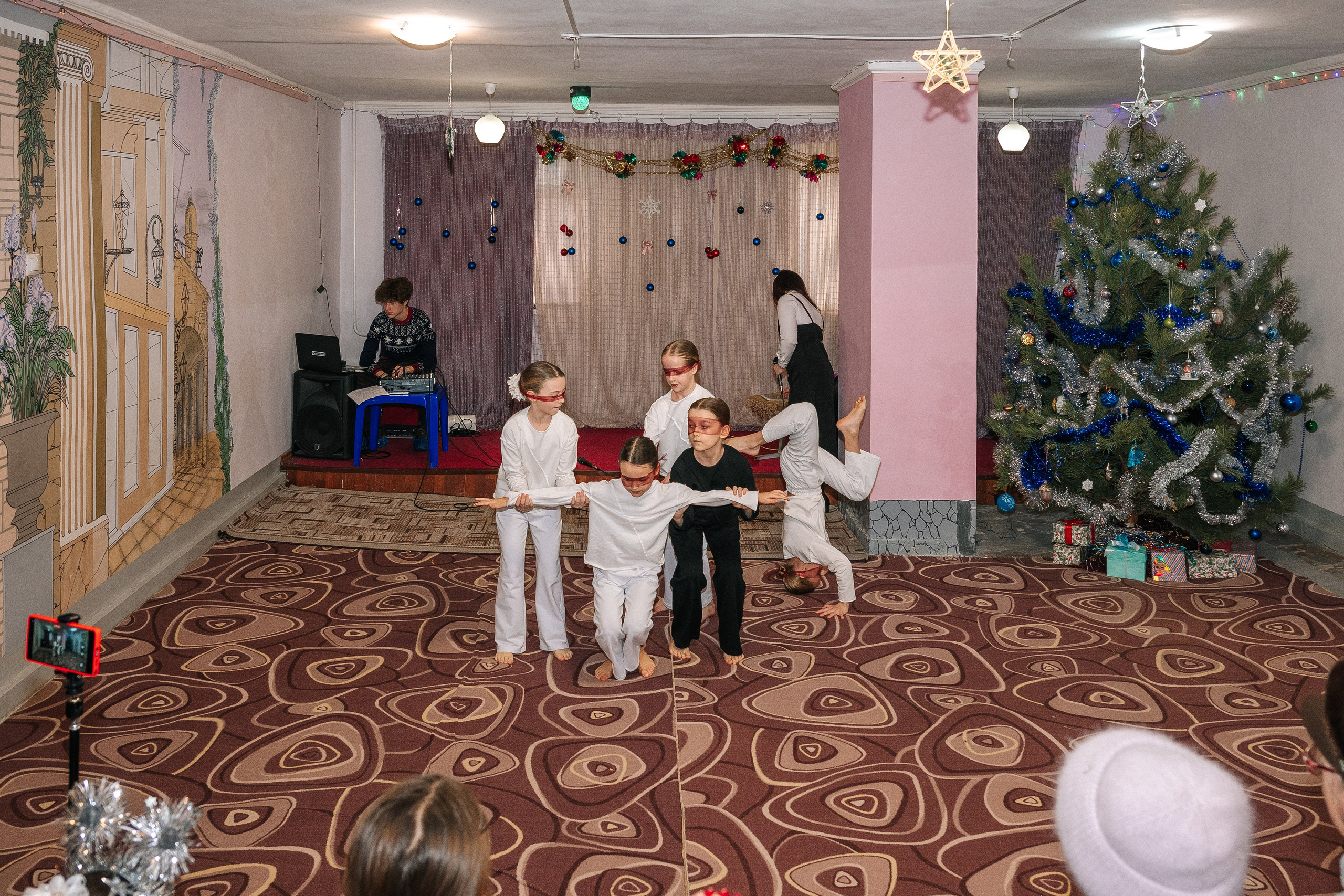 Новогодняя ёлка 2026. Семейный клуб «Открытый город»