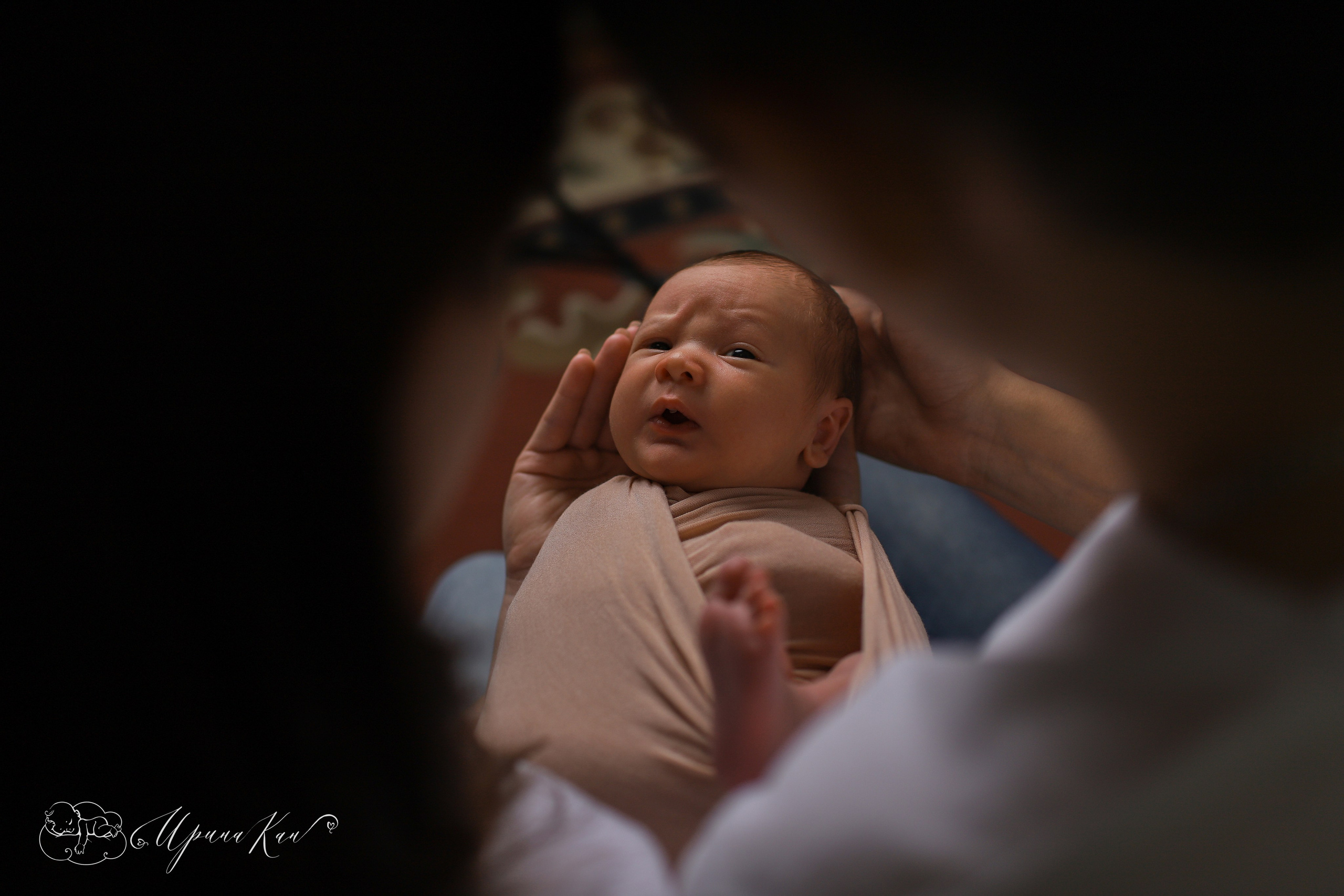 Новорожденные фото с родителями. Ирина Кан Фотограф новорожденных в Екатеринбурге