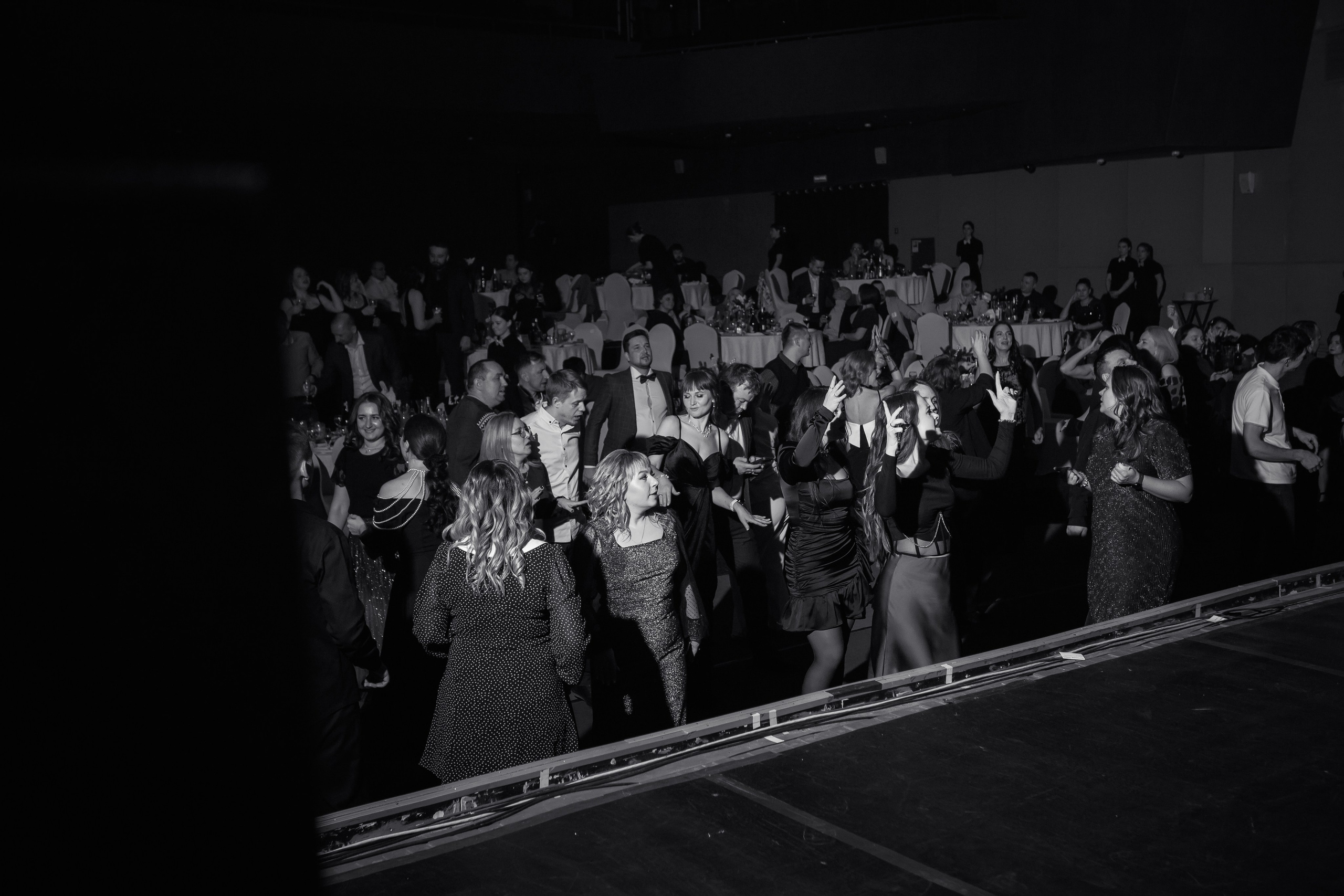 РЕПОРТАЖ: НОВЫЙ ГОД В ДК МЕТАЛЛУРГ. Профессиональный фотограф в Ижевске Леша Петров