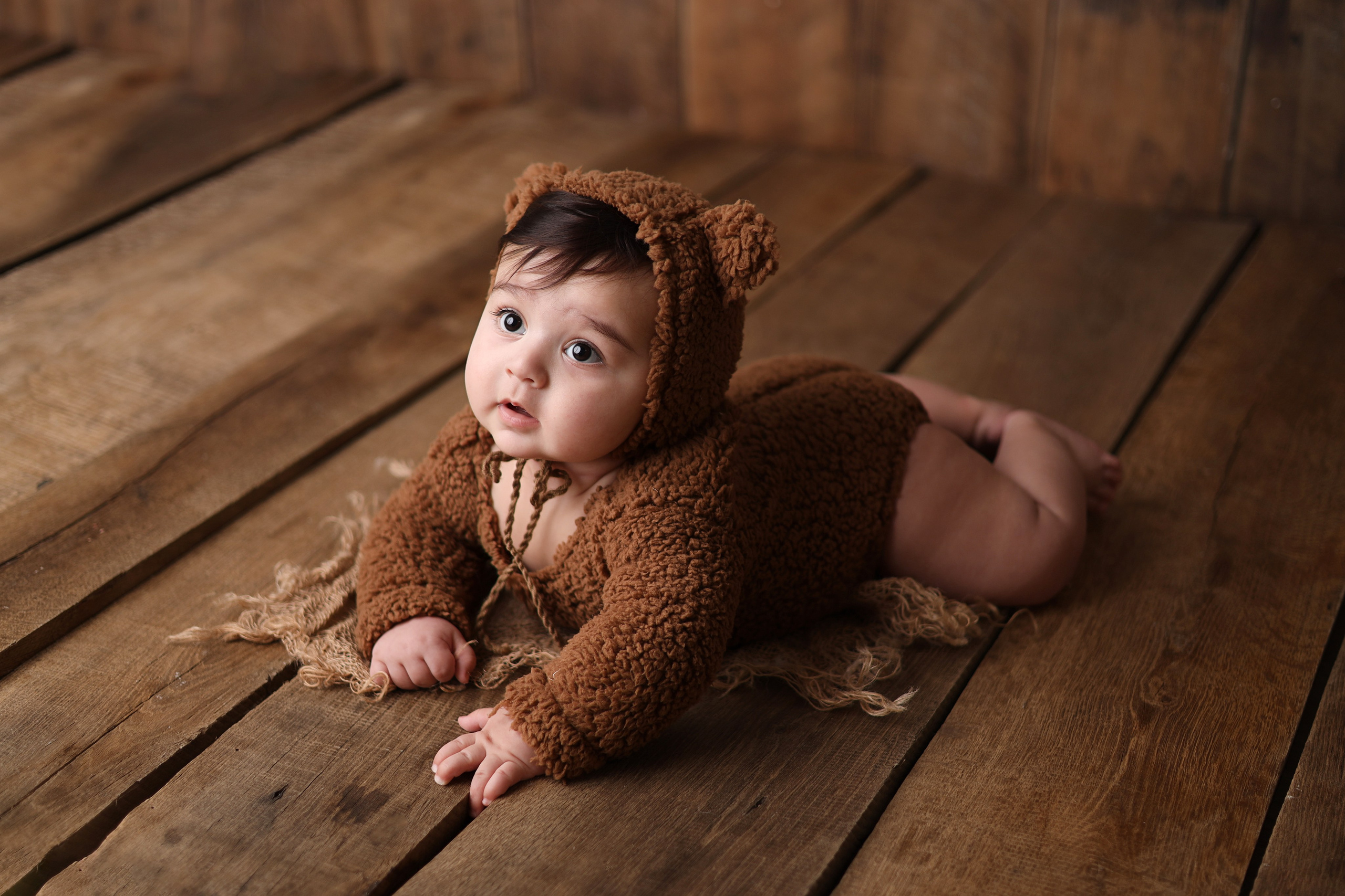 Азнавуру 6 месяцев. Фотограф новорожденных Москва. Ньюборн фотограф Москва